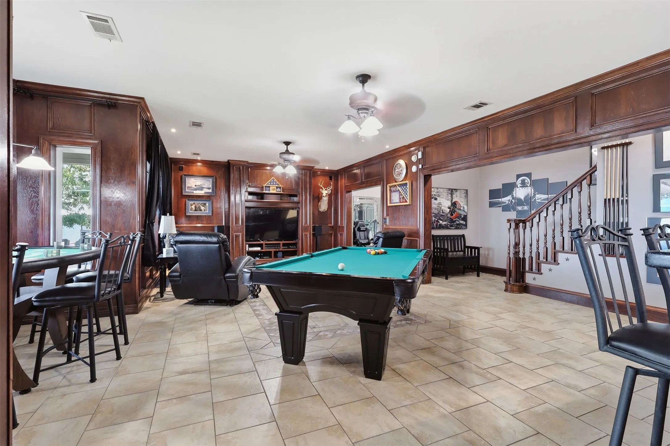 Single Family Residence For Sale in Camp County , 90 County Road 2607, Pittsburg, Texas 75686, 4 Bedroom, 4 Bathroom, 2 Garage spaces, 4,277 Sqft, built in 2004, mls#21329748, Real Estate Agent in Pittsburg, Homes For Sale in Camp county, Homes For Sale in Pittsburg, Realtor in Pittsburg Texas, Real Estate Brokerage Independent Realty Texas, Luminita Cordes Realtor