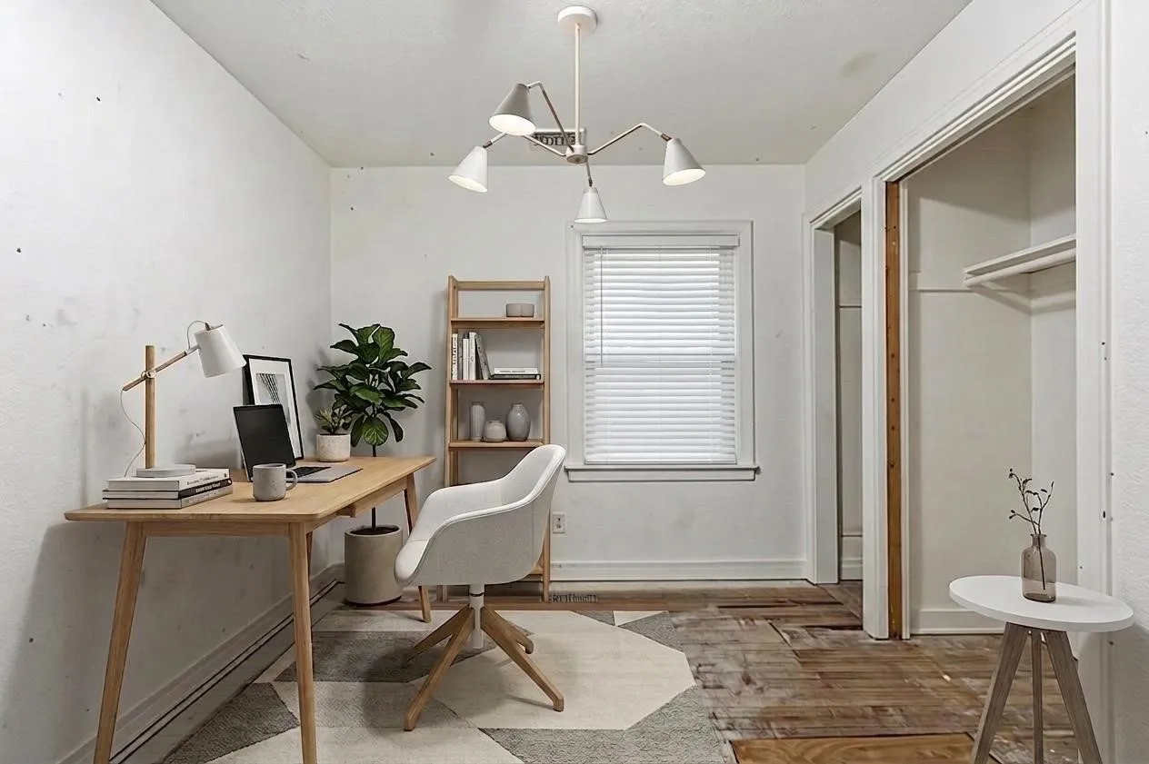 Single Family Residence For Sale in Tarrant County , 3408 S Hughes Avenue, Fort Worth, Texas 76119, 3 Bedroom, 1 Bathroom, Garage spaces, 1,106 Sqft, built in 1954, mls#21262314, Real Estate Agent in Fort Worth, Homes For Sale in Tarrant county, Homes For Sale in Fort Worth, Realtor in Fort Worth Texas, Real Estate Brokerage Independent Realty Texas, Luminita Cordes Realtor