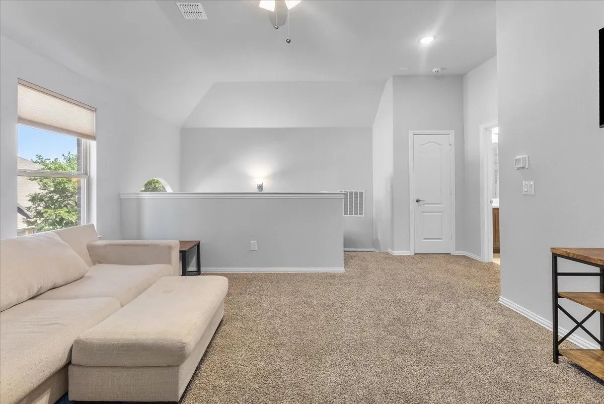 Single Family Residence For Sale in Ellis County , 648 Sirius Lane, Waxahachie, Texas 75165, 4 Bedroom, 3 Bathroom, 2 Garage spaces, 2,528 Sqft, built in 2022, Price $515,000, mls#21329811, Real Estate Agent in Waxahachie, Homes For Sale in Ellis county, Homes For Sale in Waxahachie, Realtor in Waxahachie Texas, Real Estate Brokerage Independent Realty Texas, Luminita Cordes Realtor