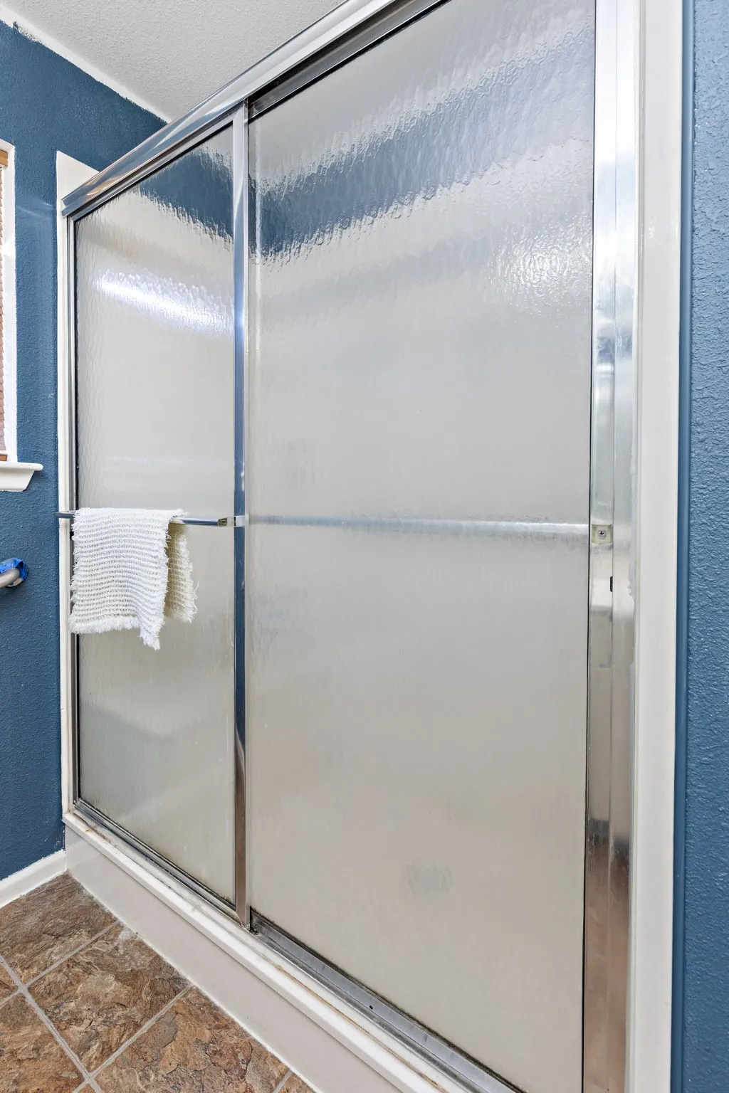 Single Family Residence For Sale in Wichita County , 4600 Summit Drive, Wichita Falls, Texas 76310, 3 Bedroom, 2 Bathroom, 2 Garage spaces, 1,794 Sqft, built in 1974, mls#21330055, Real Estate Agent in Wichita Falls, Homes For Sale in Wichita county, Homes For Sale in Wichita Falls, Realtor in Wichita Falls Texas, Real Estate Brokerage Independent Realty Texas, Luminita Cordes Realtor