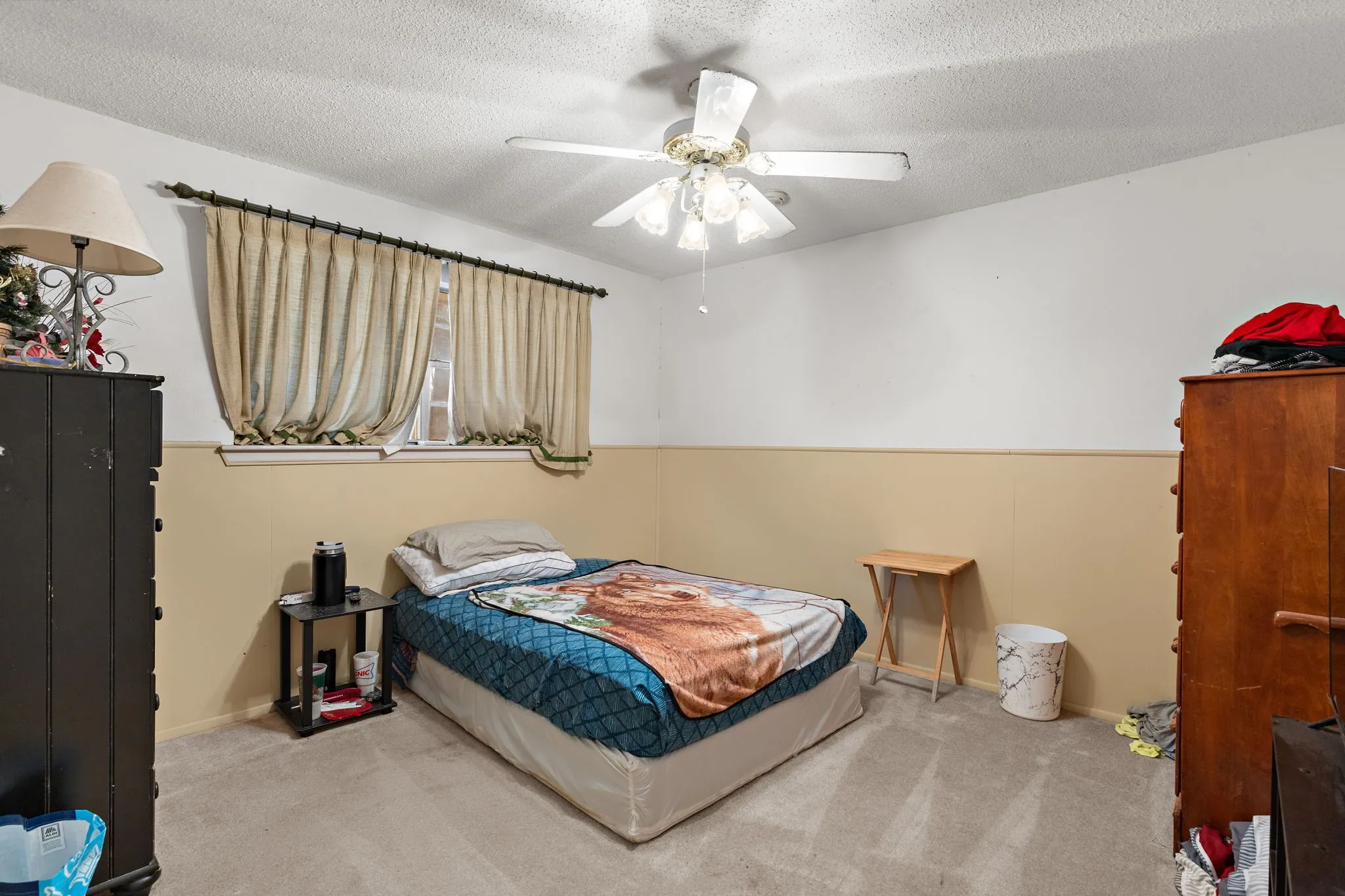 Single Family Residence For Sale in Wichita County , 4600 Summit Drive, Wichita Falls, Texas 76310, 3 Bedroom, 2 Bathroom, 2 Garage spaces, 1,794 Sqft, built in 1974, mls#21330055, Real Estate Agent in Wichita Falls, Homes For Sale in Wichita county, Homes For Sale in Wichita Falls, Realtor in Wichita Falls Texas, Real Estate Brokerage Independent Realty Texas, Luminita Cordes Realtor