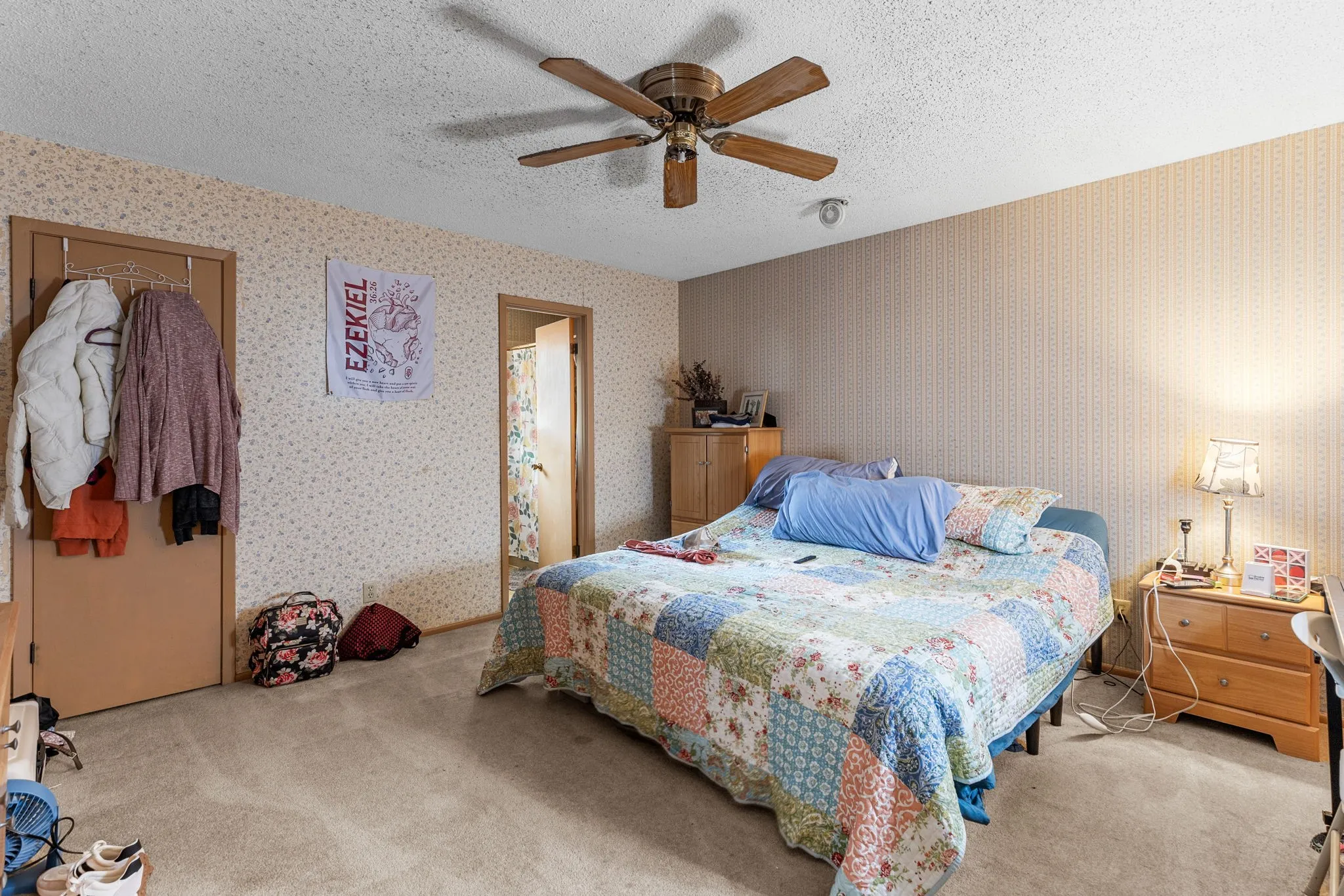 Single Family Residence For Sale in Wichita County , 4600 Summit Drive, Wichita Falls, Texas 76310, 3 Bedroom, 2 Bathroom, 2 Garage spaces, 1,794 Sqft, built in 1974, mls#21330055, Real Estate Agent in Wichita Falls, Homes For Sale in Wichita county, Homes For Sale in Wichita Falls, Realtor in Wichita Falls Texas, Real Estate Brokerage Independent Realty Texas, Luminita Cordes Realtor