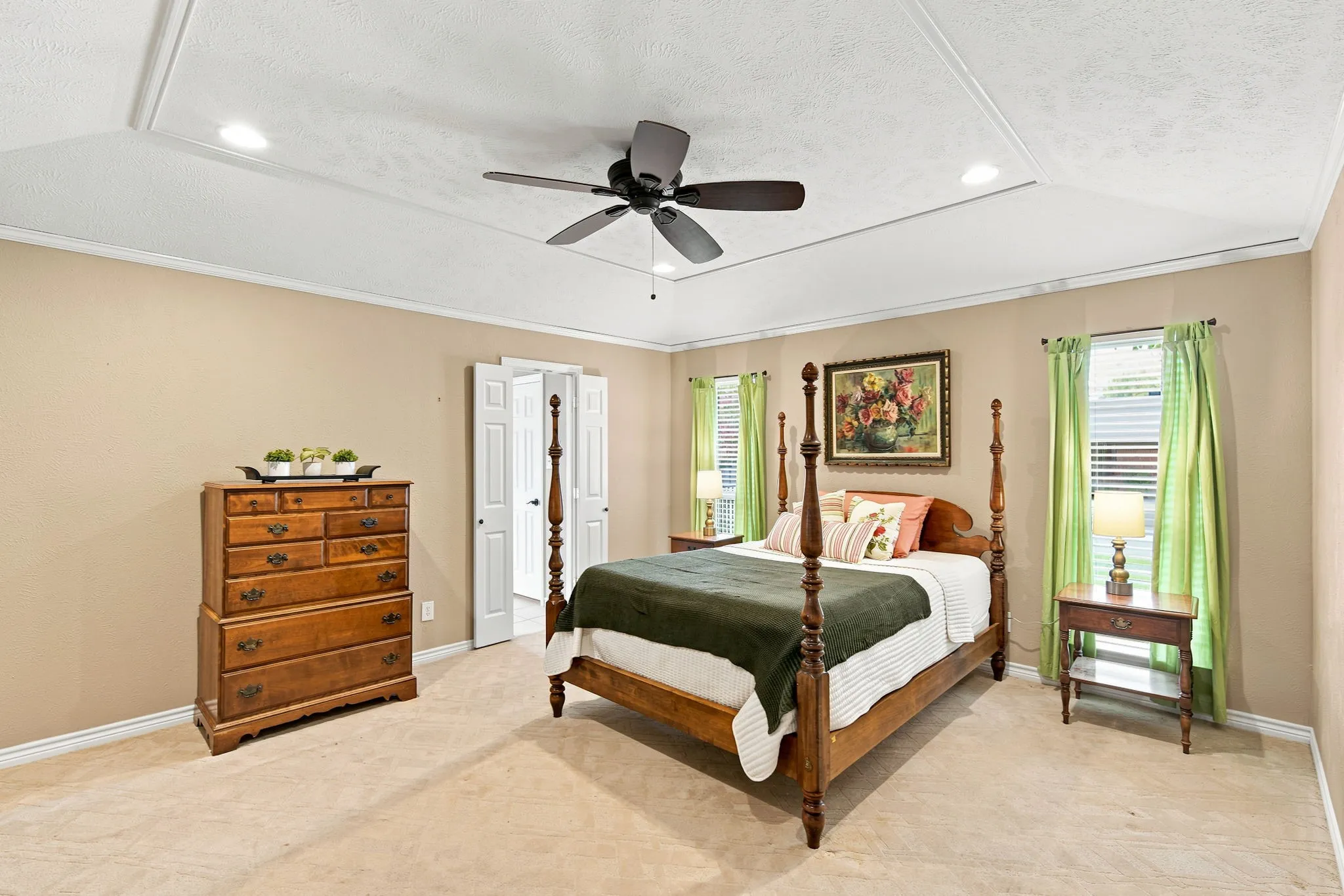 Single Family Residence For Sale in Ellis County , 2005 Yorkstown Drive, Ennis, Texas 75119, 3 Bedroom, 3 Bathroom, 2 Garage spaces, 2,058 Sqft, built in 1975, mls#21330052, Real Estate Agent in Ennis, Homes For Sale in Ellis county, Homes For Sale in Ennis, Realtor in Ennis Texas, Real Estate Brokerage Independent Realty Texas, Luminita Cordes Realtor