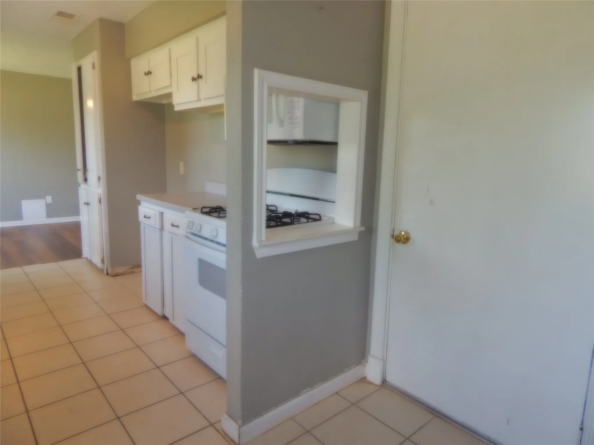 Single Family Residence For Rent in Collin County , 1018 N Powell Parkway, Anna, Texas 75409, 3 Bedroom, 2 Bathroom, 1 Garage spaces, 1,092 Sqft, built in 1978, mls#21330071, Real Estate Agent in Anna, Homes For Rent in Collin county, Homes For Rent in Anna, Realtor in Anna Texas, Real Estate Brokerage Independent Realty Texas, Luminita Cordes Realtor