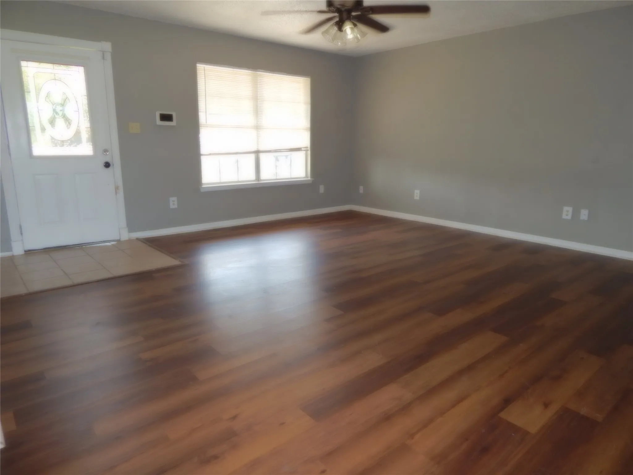 Single Family Residence For Rent in Collin County , 1018 N Powell Parkway, Anna, Texas 75409, 3 Bedroom, 2 Bathroom, 1 Garage spaces, 1,092 Sqft, built in 1978, mls#21330071, Real Estate Agent in Anna, Homes For Rent in Collin county, Homes For Rent in Anna, Realtor in Anna Texas, Real Estate Brokerage Independent Realty Texas, Luminita Cordes Realtor