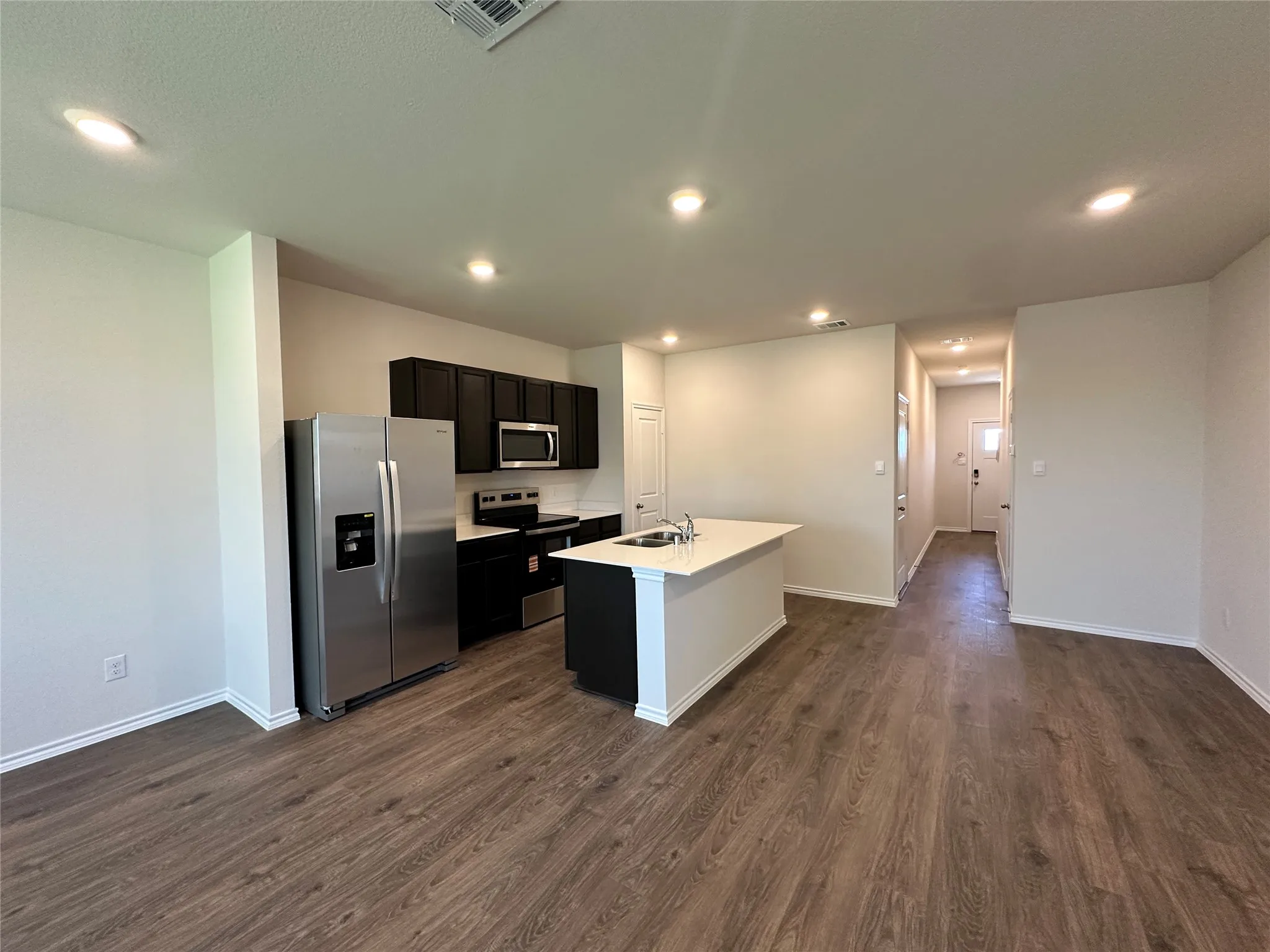 Single Family Residence For Rent in Collin County , 634 White Ash Drive, Princeton, Texas 75407, 4 Bedroom, 3 Bathroom, 1 Garage spaces, 1,549 Sqft, built in 2025, mls#21330103, Real Estate Agent in Princeton, Homes For Rent in Collin county, Homes For Rent in Princeton, Realtor in Princeton Texas, Real Estate Brokerage Independent Realty Texas, Luminita Cordes Realtor