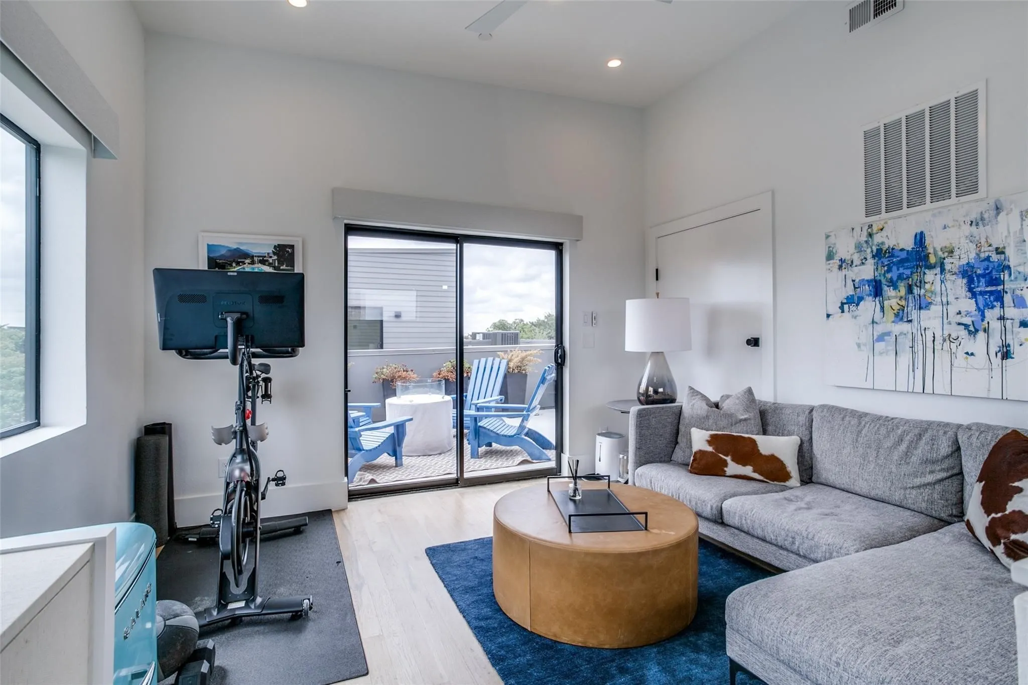 Condominium For Rent in Dallas County , 2719 Reagan Street 101, Dallas, Texas 75219, 2 Bedroom, 3 Bathroom, 2 Garage spaces, 2,238 Sqft, built in 2018, mls#21325623, Real Estate Agent in Dallas, Homes For Rent in Dallas county, Homes For Rent in Dallas, Realtor in Dallas Texas, Real Estate Brokerage Independent Realty Texas, Luminita Cordes Realtor