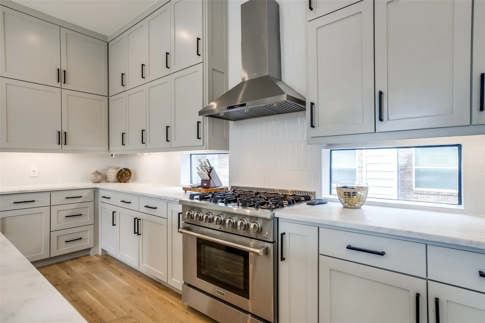 Condominium For Rent in Dallas County , 2719 Reagan Street 101, Dallas, Texas 75219, 2 Bedroom, 3 Bathroom, 2 Garage spaces, 2,238 Sqft, built in 2018, mls#21325623, Real Estate Agent in Dallas, Homes For Rent in Dallas county, Homes For Rent in Dallas, Realtor in Dallas Texas, Real Estate Brokerage Independent Realty Texas, Luminita Cordes Realtor