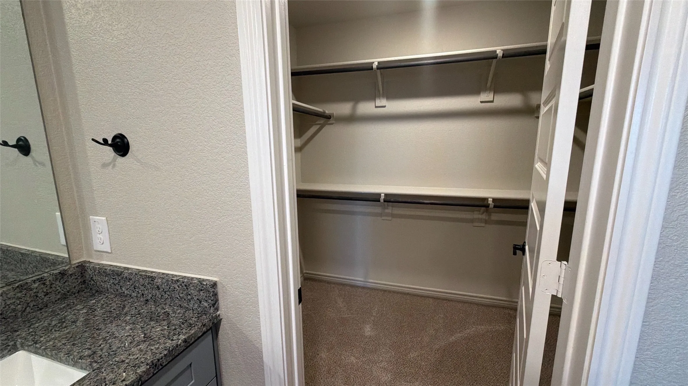 Single Family Residence For Rent in Denton County , 1708 Laurel Lane 2, Argyle, Texas 76226, 3 Bedroom, 3 Bathroom, 2 Garage spaces, 1,844 Sqft, built in 2022, mls#21330101, Real Estate Agent in Argyle, Homes For Rent in Denton county, Homes For Rent in Argyle, Realtor in Argyle Texas, Real Estate Brokerage Independent Realty Texas, Luminita Cordes Realtor