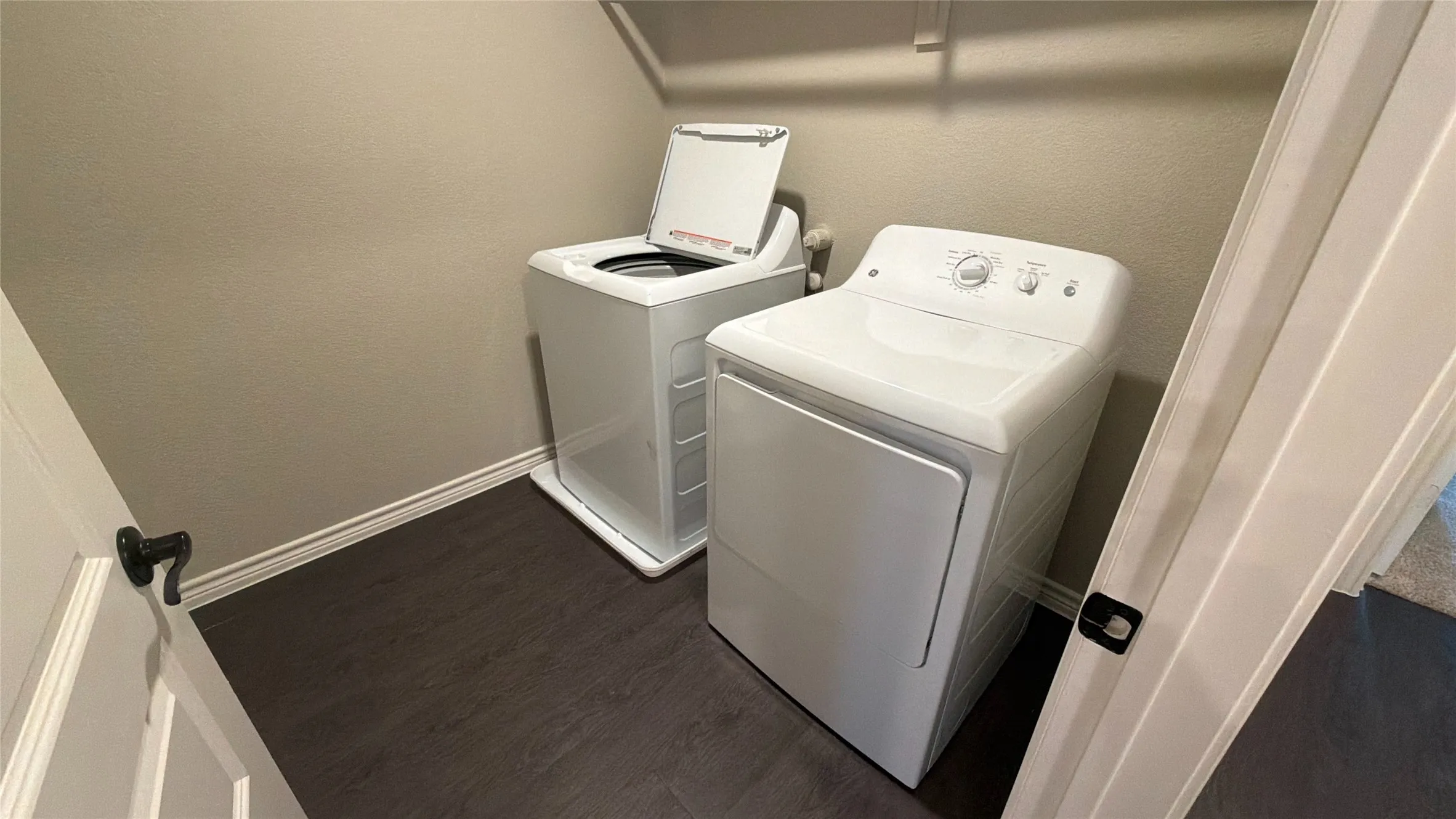 Single Family Residence For Rent in Denton County , 1708 Laurel Lane 2, Argyle, Texas 76226, 3 Bedroom, 3 Bathroom, 2 Garage spaces, 1,844 Sqft, built in 2022, mls#21330101, Real Estate Agent in Argyle, Homes For Rent in Denton county, Homes For Rent in Argyle, Realtor in Argyle Texas, Real Estate Brokerage Independent Realty Texas, Luminita Cordes Realtor