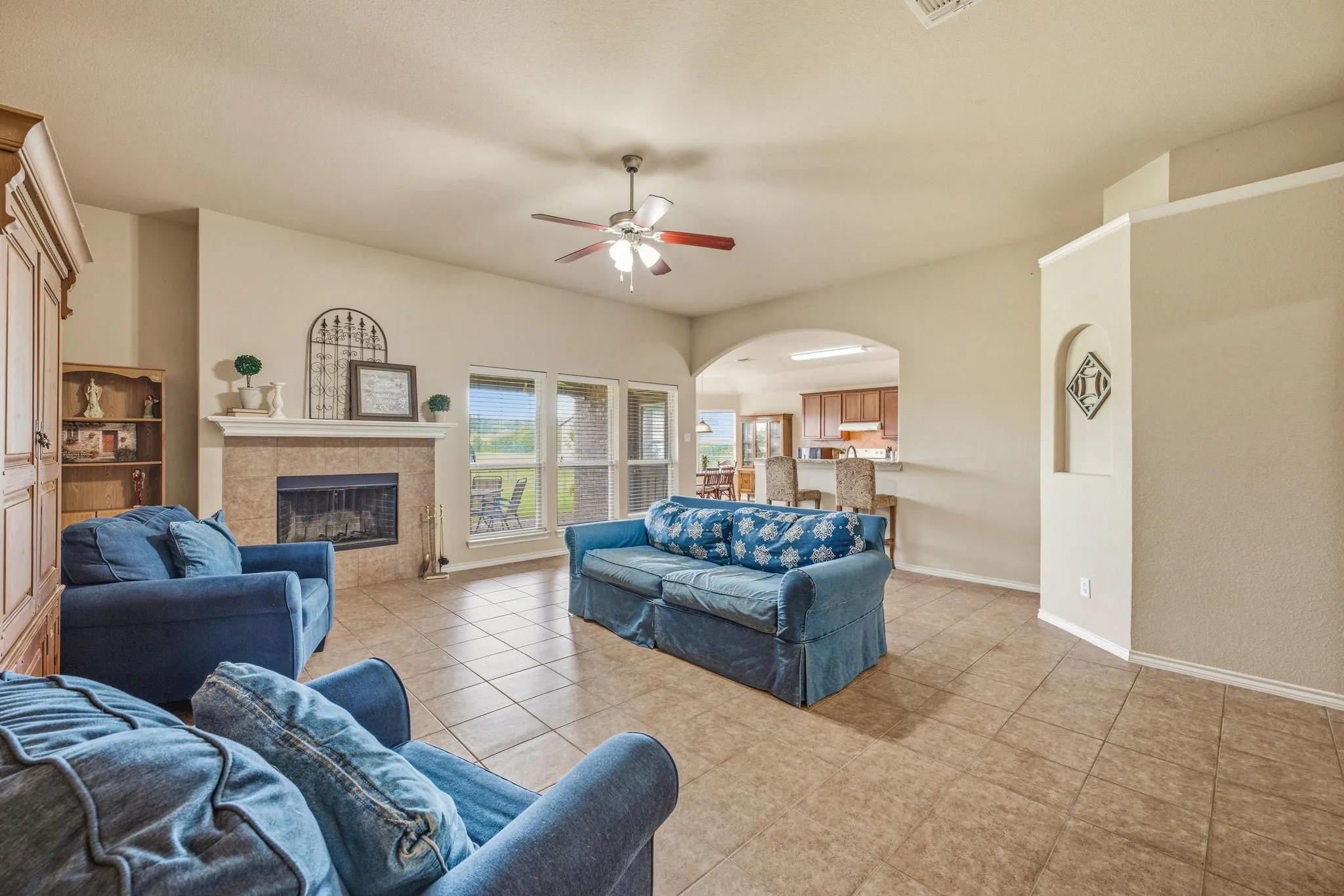 Single Family Residence For Sale in Comanche County , 172 County Road 449, De Leon, Texas 76444, 4 Bedroom, 2 Bathroom, 2 Garage spaces, 2,174 Sqft, built in 2012, mls#21321787, Real Estate Agent in De Leon, Homes For Sale in Comanche county, Homes For Sale in De Leon, Realtor in De Leon Texas, Real Estate Brokerage Independent Realty Texas, Luminita Cordes Realtor