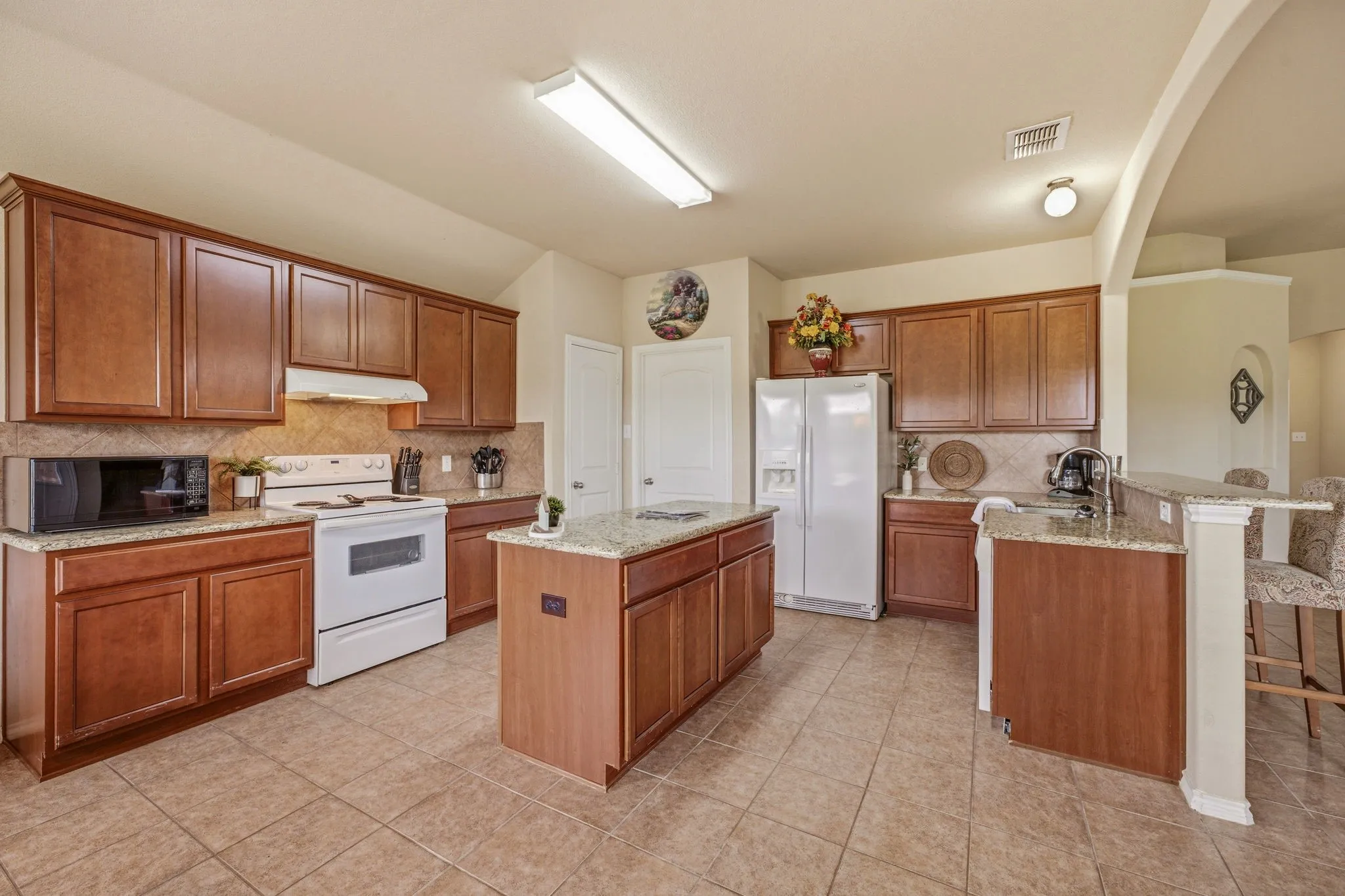 Single Family Residence For Sale in Comanche County , 172 County Road 449, De Leon, Texas 76444, 4 Bedroom, 2 Bathroom, 2 Garage spaces, 2,174 Sqft, built in 2012, mls#21321787, Real Estate Agent in De Leon, Homes For Sale in Comanche county, Homes For Sale in De Leon, Realtor in De Leon Texas, Real Estate Brokerage Independent Realty Texas, Luminita Cordes Realtor
