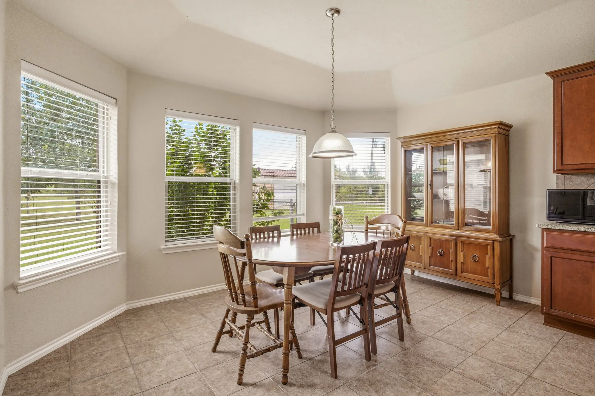 Single Family Residence For Sale in Comanche County , 172 County Road 449, De Leon, Texas 76444, 4 Bedroom, 2 Bathroom, 2 Garage spaces, 2,174 Sqft, built in 2012, mls#21321787, Real Estate Agent in De Leon, Homes For Sale in Comanche county, Homes For Sale in De Leon, Realtor in De Leon Texas, Real Estate Brokerage Independent Realty Texas, Luminita Cordes Realtor