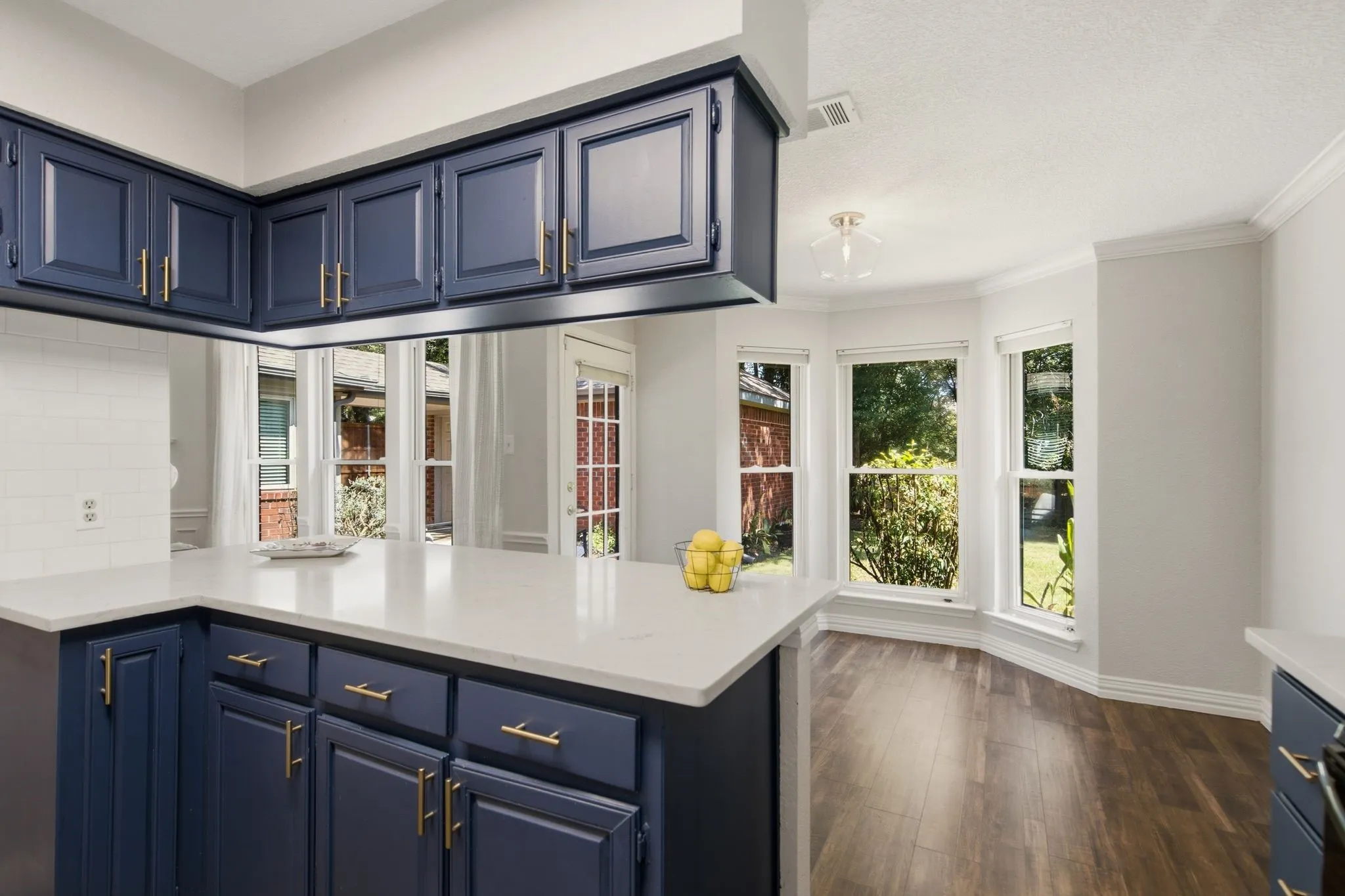 Single Family Residence For Sale in Denton County , 2424 Cornell Drive, Flower Mound, Texas 75022, 4 Bedroom, 2 Bathroom, 2 Garage spaces, 2,234 Sqft, built in 1987, mls#21329517, Real Estate Agent in Flower Mound, Homes For Sale in Denton county, Homes For Sale in Flower Mound, Realtor in Flower Mound Texas, Real Estate Brokerage Independent Realty Texas, Luminita Cordes Realtor