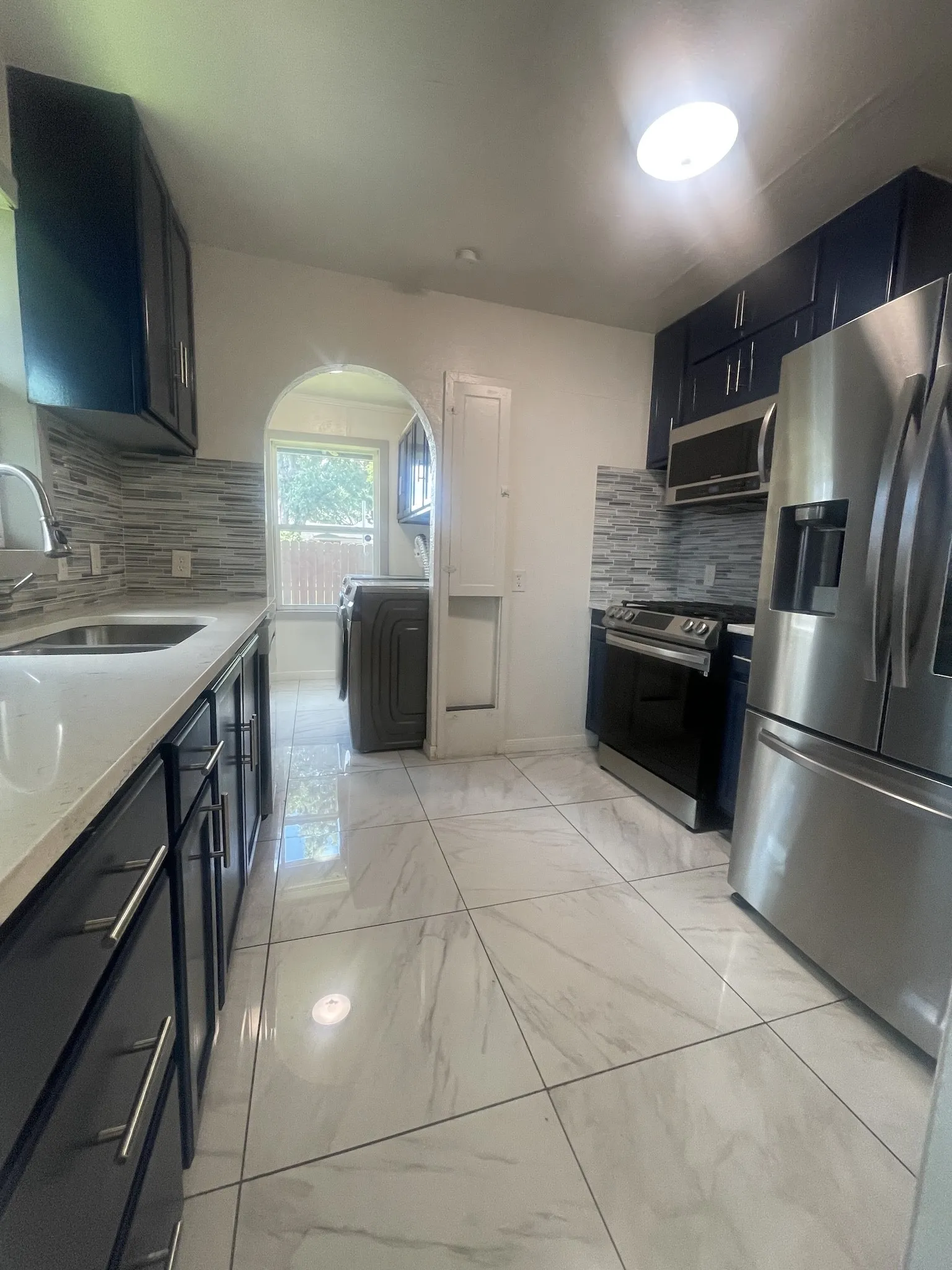 Single Family Residence For Rent in Dallas County , 3819 Roseland Avenue, Dallas, Texas 75204, 2 Bedroom, 2 Bathroom, Garage spaces, 1,204 Sqft, built in 1936, mls#21330121, Real Estate Agent in Dallas, Homes For Rent in Dallas county, Homes For Rent in Dallas, Realtor in Dallas Texas, Real Estate Brokerage Independent Realty Texas, Luminita Cordes Realtor