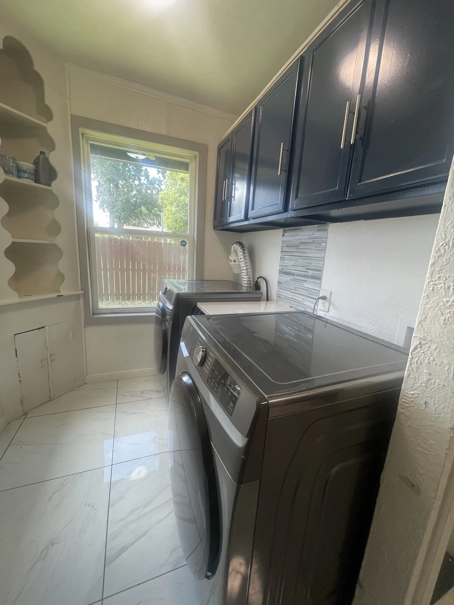 Single Family Residence For Rent in Dallas County , 3819 Roseland Avenue, Dallas, Texas 75204, 2 Bedroom, 2 Bathroom, Garage spaces, 1,204 Sqft, built in 1936, mls#21330121, Real Estate Agent in Dallas, Homes For Rent in Dallas county, Homes For Rent in Dallas, Realtor in Dallas Texas, Real Estate Brokerage Independent Realty Texas, Luminita Cordes Realtor