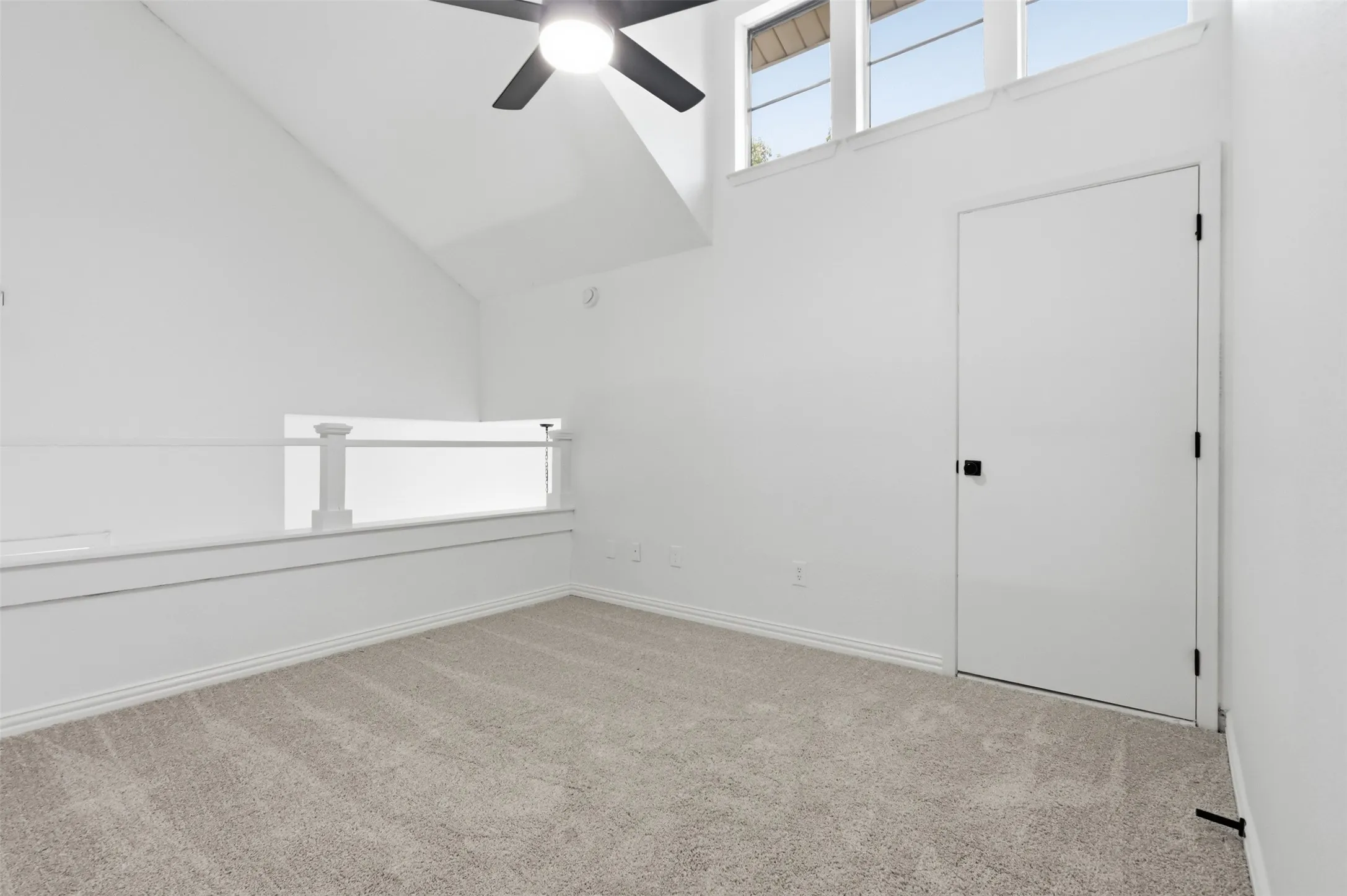 Condominium For Sale in Grayson County , 107 Summer Place Circle, Pottsboro, Texas 75076, 2 Bedroom, 3 Bathroom, 1 Garage spaces, 1,211 Sqft, built in 1984, mls#21329768, Real Estate Agent in Pottsboro, Homes For Sale in Grayson county, Homes For Sale in Pottsboro, Realtor in Pottsboro Texas, Real Estate Brokerage Independent Realty Texas, Luminita Cordes Realtor