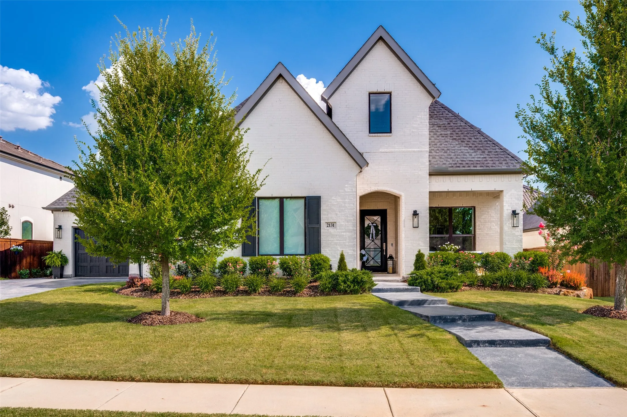 Single Family Residence For Sale in Collin County , 2131 Normandy Circle, Prosper, Texas 75078, 4 Bedroom, 5 Bathroom, 3 Garage spaces, 4,044 Sqft, built in 2020, mls#21329914, Real Estate Agent in Prosper, Homes For Sale in Collin county, Homes For Sale in Prosper, Realtor in Prosper Texas, Real Estate Brokerage Independent Realty Texas, Luminita Cordes Realtor