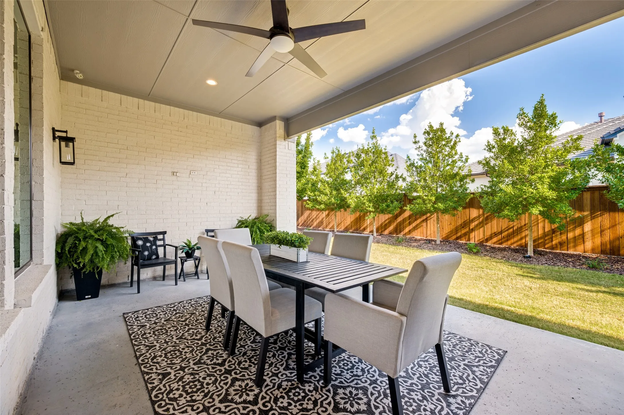 Single Family Residence For Sale in Collin County , 2131 Normandy Circle, Prosper, Texas 75078, 4 Bedroom, 5 Bathroom, 3 Garage spaces, 4,044 Sqft, built in 2020, mls#21329914, Real Estate Agent in Prosper, Homes For Sale in Collin county, Homes For Sale in Prosper, Realtor in Prosper Texas, Real Estate Brokerage Independent Realty Texas, Luminita Cordes Realtor