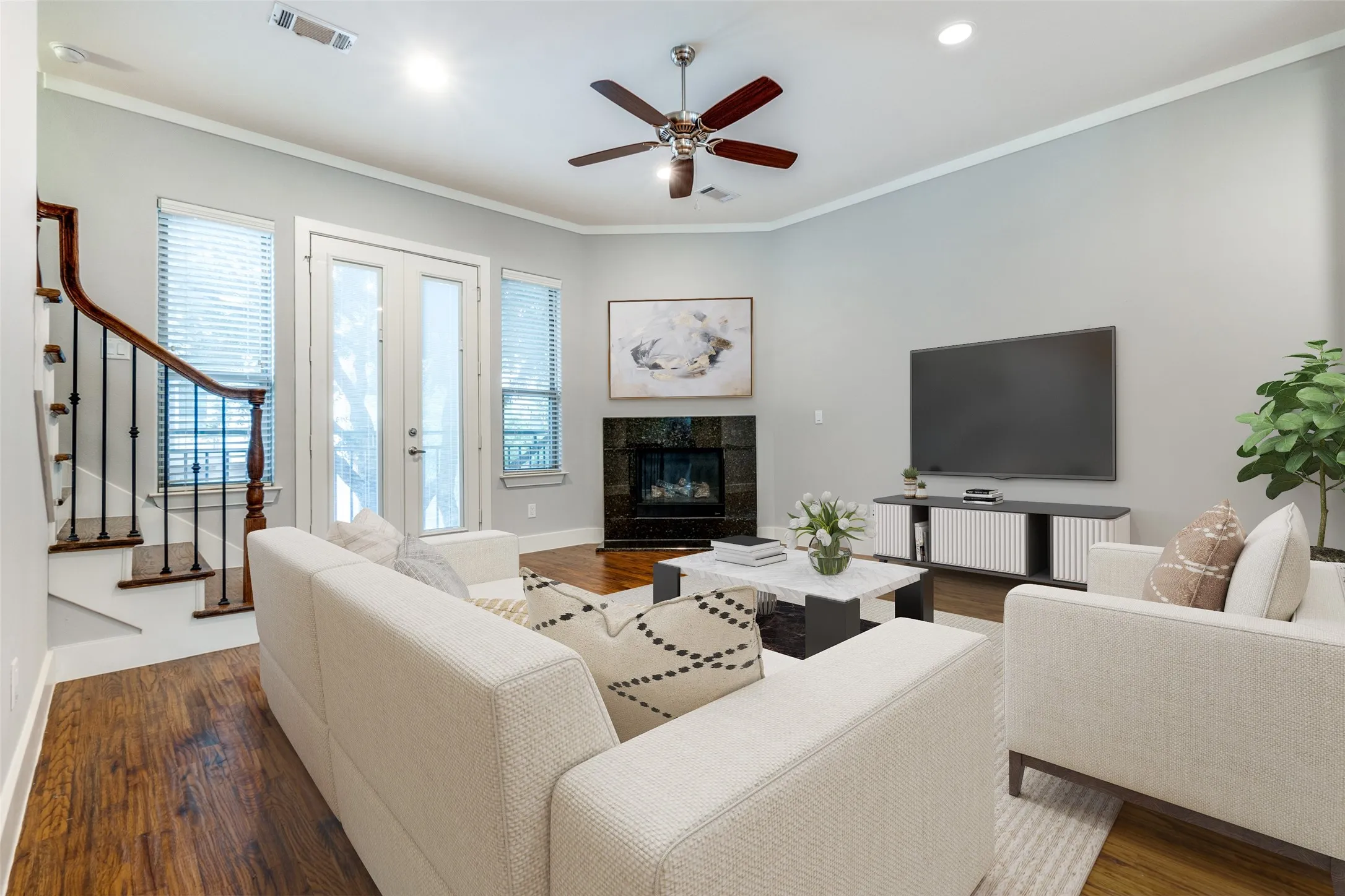 Townhouse For Rent in Dallas County , 4323 Dickason Avenue 13, Dallas, Texas 75219, 2 Bedroom, 3 Bathroom, 2 Garage spaces, 1,379 Sqft, built in 2014, mls#21319782, Real Estate Agent in Dallas, Homes For Rent in Dallas county, Homes For Rent in Dallas, Realtor in Dallas Texas, Real Estate Brokerage Independent Realty Texas, Luminita Cordes Realtor