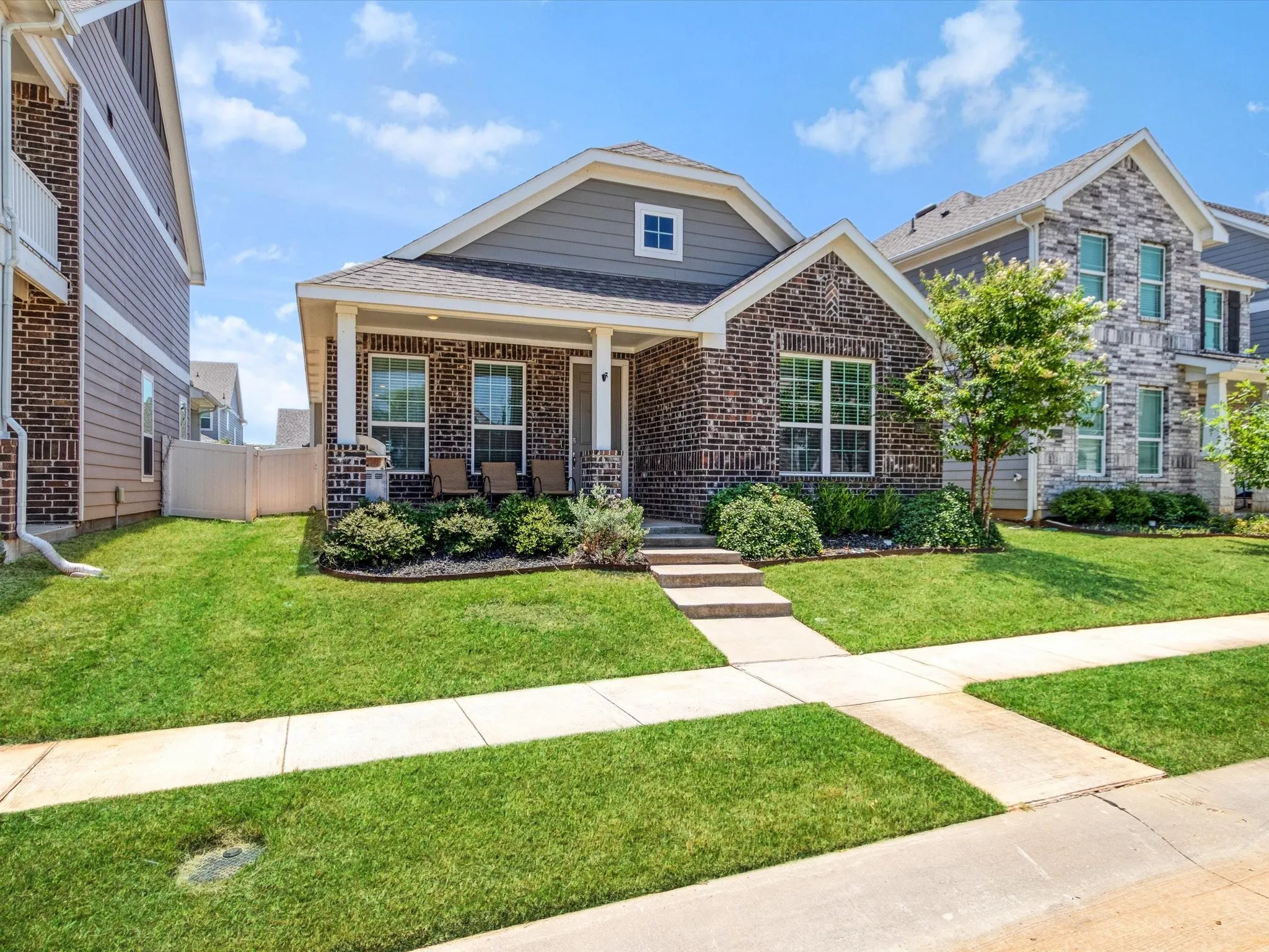 Single Family Residence For Sale in Denton County , 10040 Travis Drive, Providence Village, Texas 76227, 3 Bedroom, 2 Bathroom, 2 Garage spaces, 1,442 Sqft, built in 2020, mls#21315068, Real Estate Agent in Providence Village, Homes For Sale in Denton county, Homes For Sale in Providence Village, Realtor in Providence Village Texas, Real Estate Brokerage Independent Realty Texas, Luminita Cordes Realtor