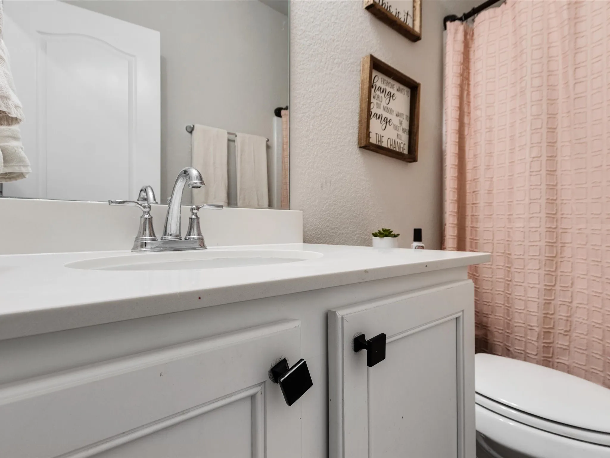 Single Family Residence For Sale in Denton County , 10040 Travis Drive, Providence Village, Texas 76227, 3 Bedroom, 2 Bathroom, 2 Garage spaces, 1,442 Sqft, built in 2020, mls#21315068, Real Estate Agent in Providence Village, Homes For Sale in Denton county, Homes For Sale in Providence Village, Realtor in Providence Village Texas, Real Estate Brokerage Independent Realty Texas, Luminita Cordes Realtor