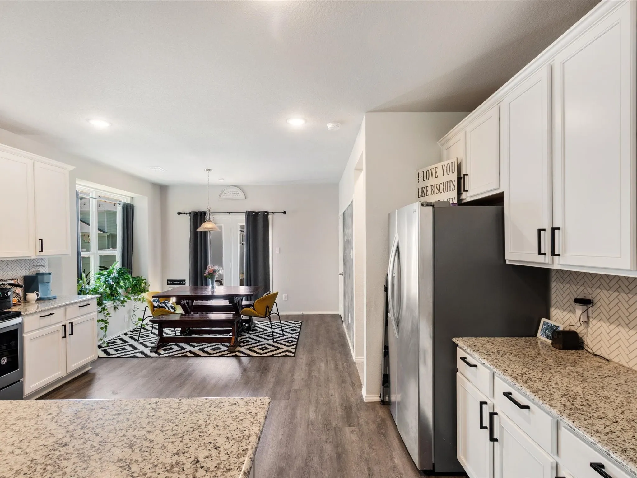 Single Family Residence For Sale in Denton County , 10040 Travis Drive, Providence Village, Texas 76227, 3 Bedroom, 2 Bathroom, 2 Garage spaces, 1,442 Sqft, built in 2020, mls#21315068, Real Estate Agent in Providence Village, Homes For Sale in Denton county, Homes For Sale in Providence Village, Realtor in Providence Village Texas, Real Estate Brokerage Independent Realty Texas, Luminita Cordes Realtor