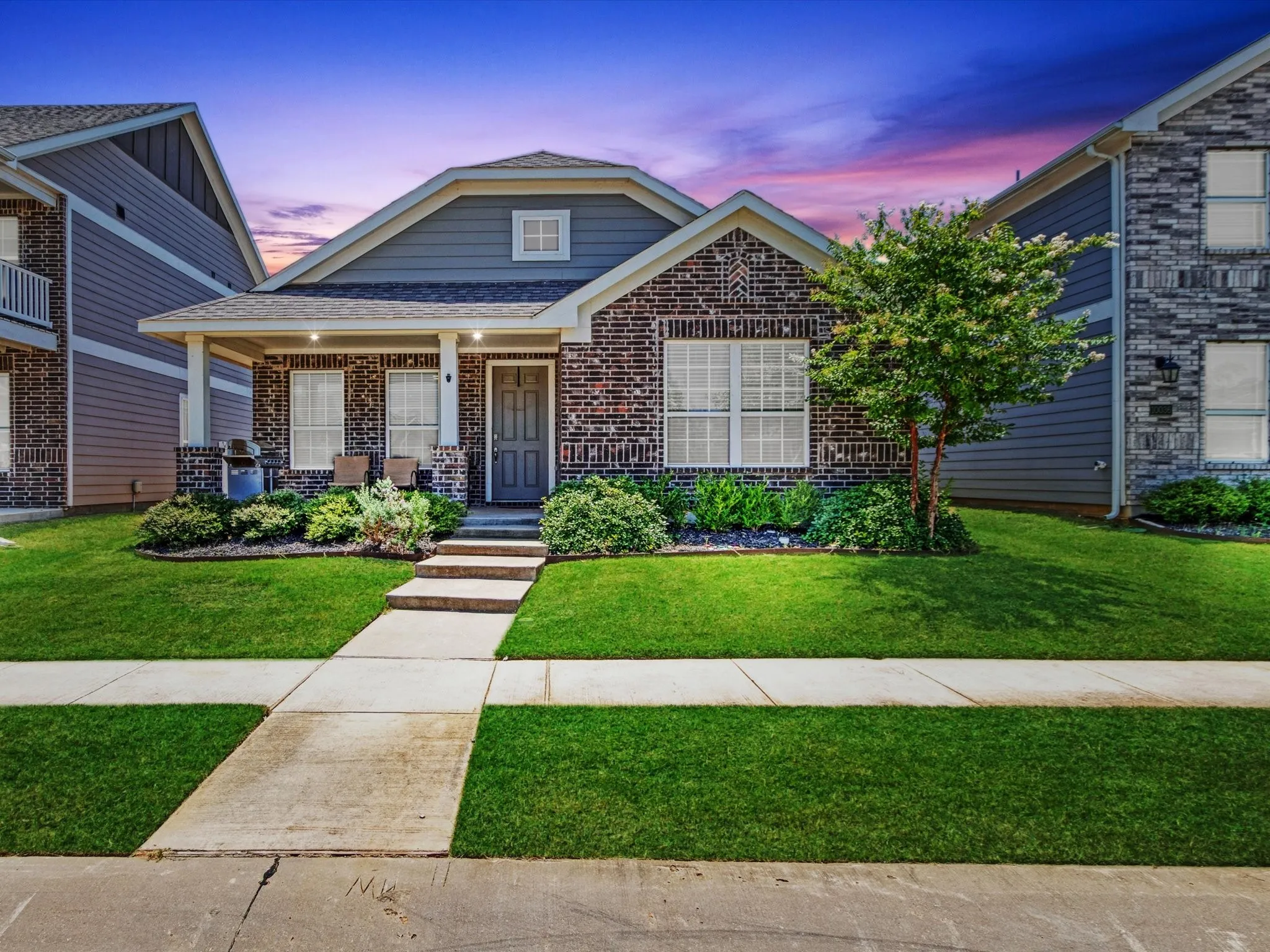Single Family Residence For Sale in Denton County , 10040 Travis Drive, Providence Village, Texas 76227, 3 Bedroom, 2 Bathroom, 2 Garage spaces, 1,442 Sqft, built in 2020, mls#21315068, Real Estate Agent in Providence Village, Homes For Sale in Denton county, Homes For Sale in Providence Village, Realtor in Providence Village Texas, Real Estate Brokerage Independent Realty Texas, Luminita Cordes Realtor
