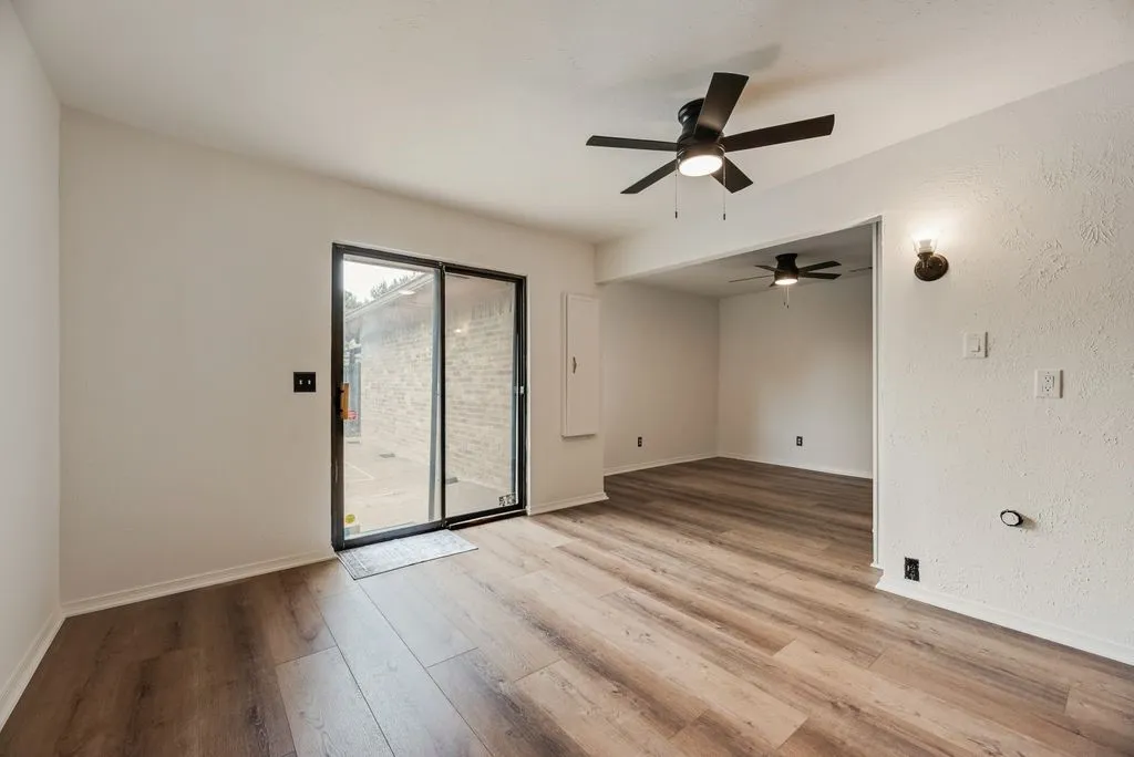 Single Family Residence For Sale in Collin County , 2520 Coleshire Drive, Plano, Texas 75075, 4 Bedroom, 3 Bathroom, 2 Garage spaces, 2,352 Sqft, built in 1972, mls#21330081, Real Estate Agent in Plano, Homes For Sale in Collin county, Homes For Sale in Plano, Realtor in Plano Texas, Real Estate Brokerage Independent Realty Texas, Luminita Cordes Realtor