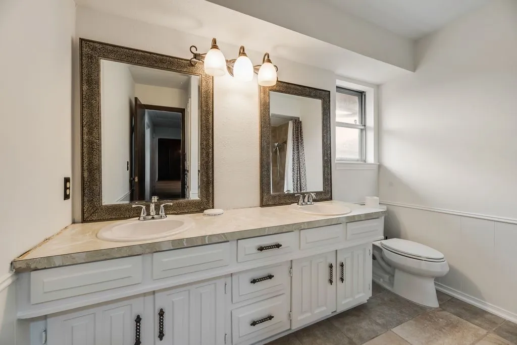 Single Family Residence For Sale in Collin County , 2520 Coleshire Drive, Plano, Texas 75075, 4 Bedroom, 3 Bathroom, 2 Garage spaces, 2,352 Sqft, built in 1972, mls#21330081, Real Estate Agent in Plano, Homes For Sale in Collin county, Homes For Sale in Plano, Realtor in Plano Texas, Real Estate Brokerage Independent Realty Texas, Luminita Cordes Realtor