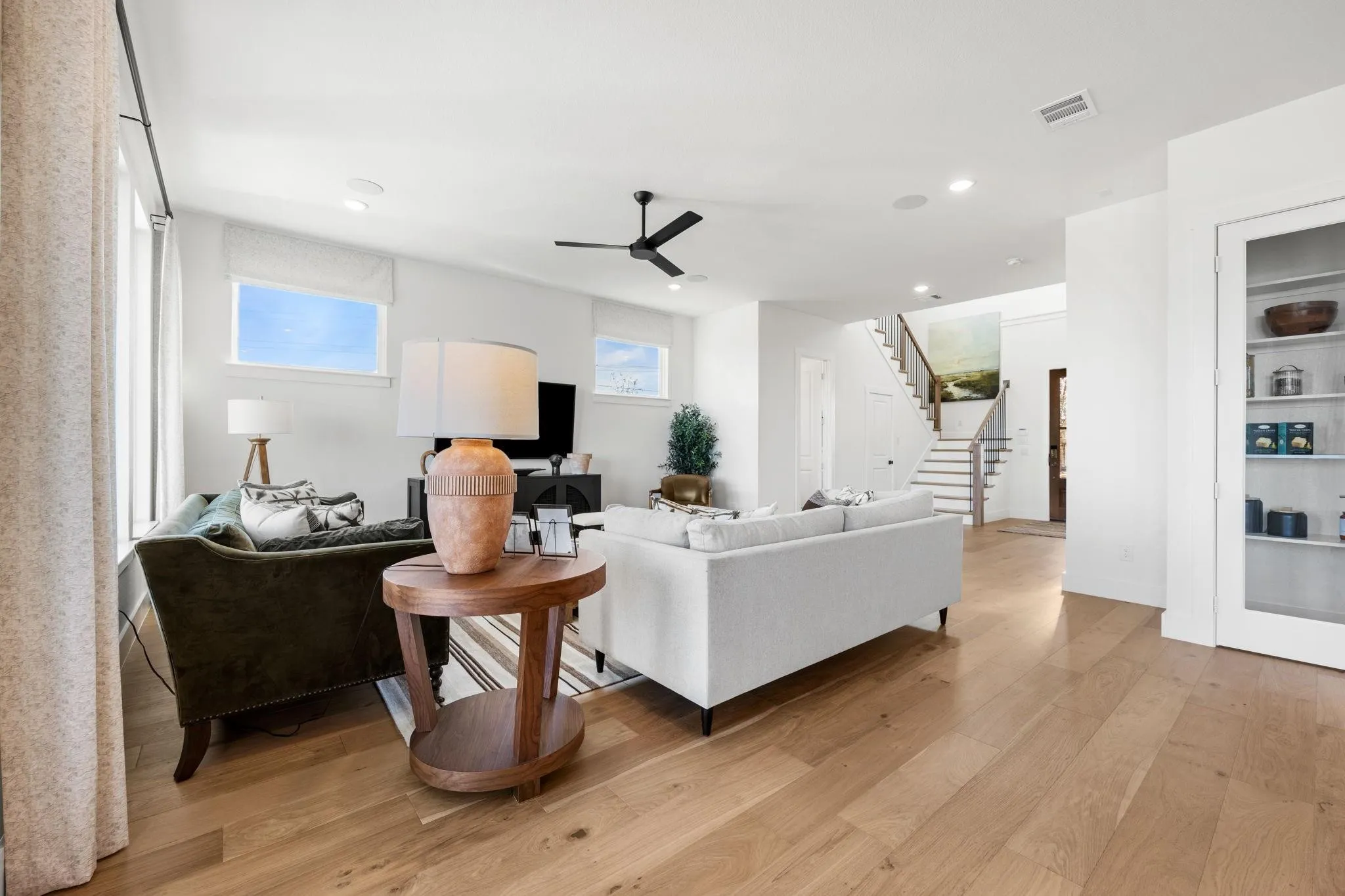 Single Family Residence For Sale in Collin County , 101 Chestnut Street, Celina, Texas 75009, 3 Bedroom, 3 Bathroom, 2 Garage spaces, 2,499 Sqft, built in 2025, mls#21329901, Real Estate Agent in Celina, Homes For Sale in Collin county, Homes For Sale in Celina, Realtor in Celina Texas, Real Estate Brokerage Independent Realty Texas, Luminita Cordes Realtor