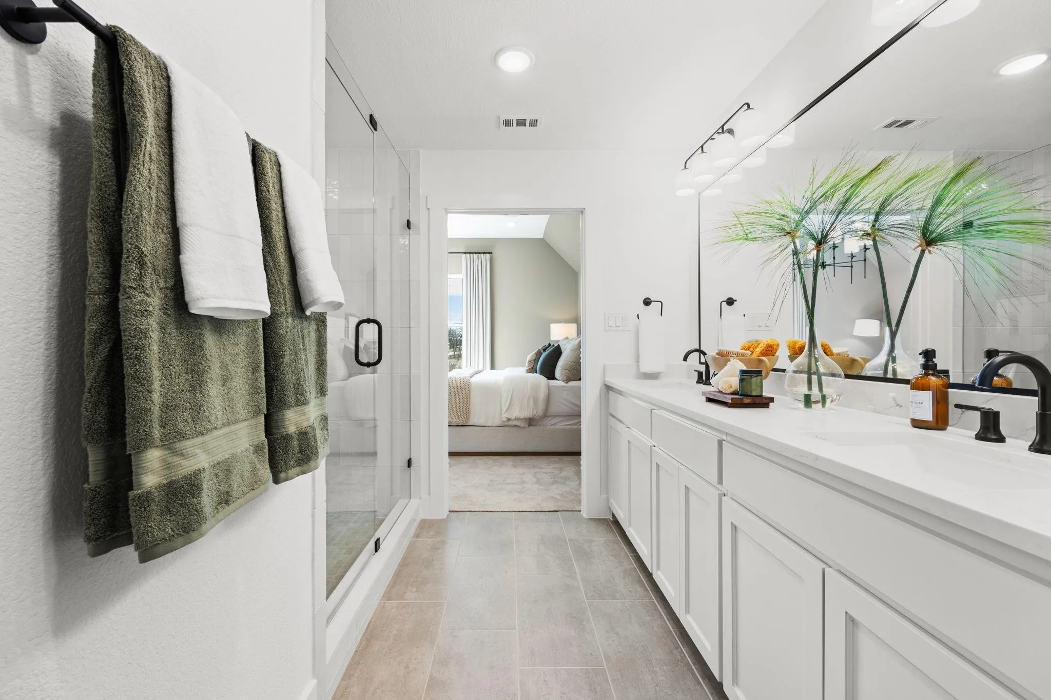 Single Family Residence For Sale in Collin County , 101 Chestnut Street, Celina, Texas 75009, 3 Bedroom, 3 Bathroom, 2 Garage spaces, 2,499 Sqft, built in 2025, mls#21329901, Real Estate Agent in Celina, Homes For Sale in Collin county, Homes For Sale in Celina, Realtor in Celina Texas, Real Estate Brokerage Independent Realty Texas, Luminita Cordes Realtor