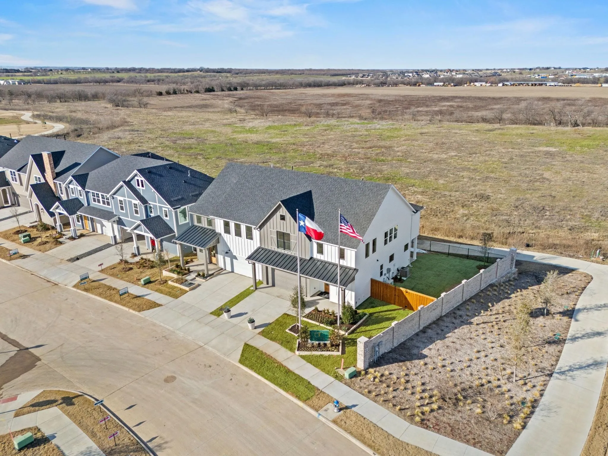 Single Family Residence For Sale in Collin County , 101 Chestnut Street, Celina, Texas 75009, 3 Bedroom, 3 Bathroom, 2 Garage spaces, 2,499 Sqft, built in 2025, mls#21329901, Real Estate Agent in Celina, Homes For Sale in Collin county, Homes For Sale in Celina, Realtor in Celina Texas, Real Estate Brokerage Independent Realty Texas, Luminita Cordes Realtor