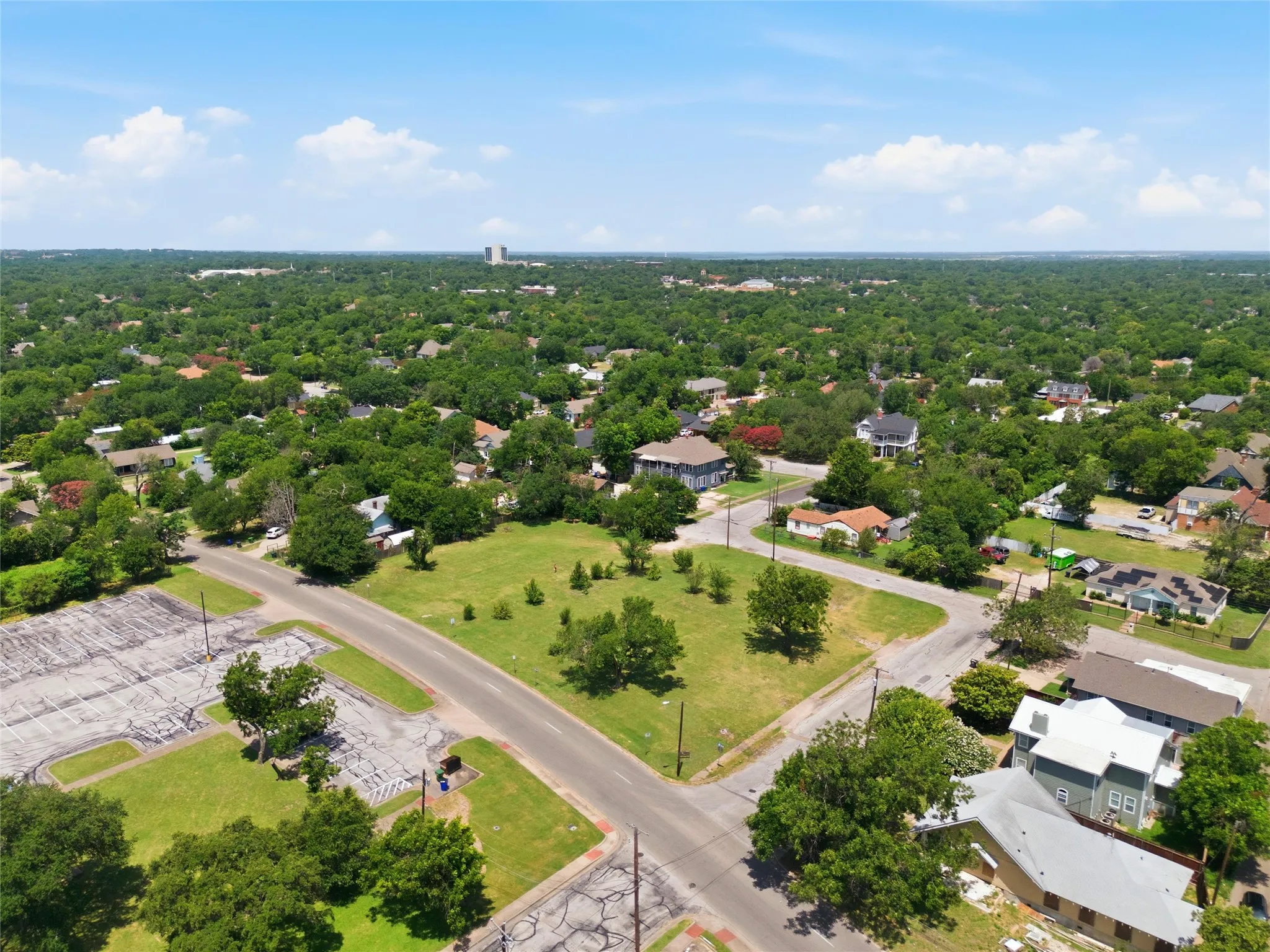 Improved Land For Sale in Mc Lennan County , 1104 N 18A Street, Waco, Texas 76707, 0, 0, Garage spaces, 0 Sqft, built in 0, Price $160,000, mls#21330133, Real Estate Agent in Waco, Homes For Sale in Mc Lennan county, Homes For Sale in Waco, Realtor in Waco Texas, Real Estate Brokerage Independent Realty Texas, Luminita Cordes Realtor