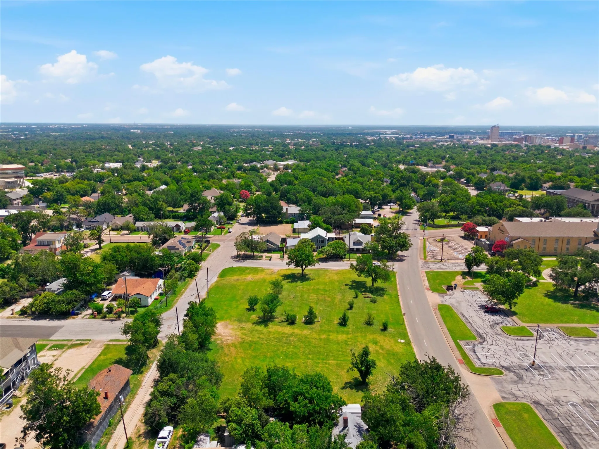 Improved Land For Sale in Mc Lennan County , 1104 N 18A Street, Waco, Texas 76707, 0, 0, Garage spaces, 0 Sqft, built in 0, Price $160,000, mls#21330133, Real Estate Agent in Waco, Homes For Sale in Mc Lennan county, Homes For Sale in Waco, Realtor in Waco Texas, Real Estate Brokerage Independent Realty Texas, Luminita Cordes Realtor