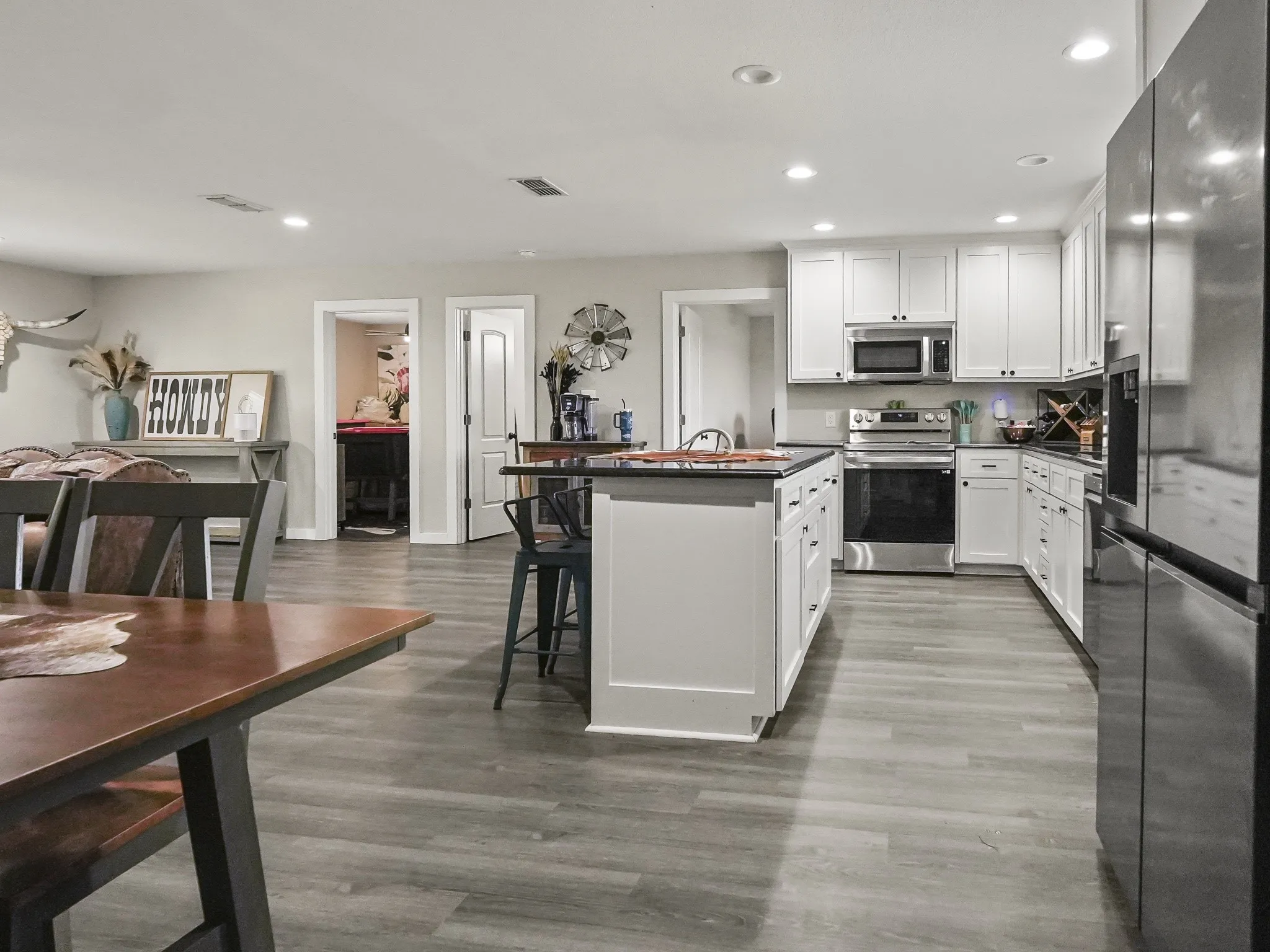 Single Family Residence For Sale in Johnson County , 711 County Road 701, Cleburne, Texas 76031, 3 Bedroom, 2 Bathroom, Garage spaces, 1,500 Sqft, built in 2024, mls#21329665, Real Estate Agent in Cleburne, Homes For Sale in Johnson county, Homes For Sale in Cleburne, Realtor in Cleburne Texas, Real Estate Brokerage Independent Realty Texas, Luminita Cordes Realtor