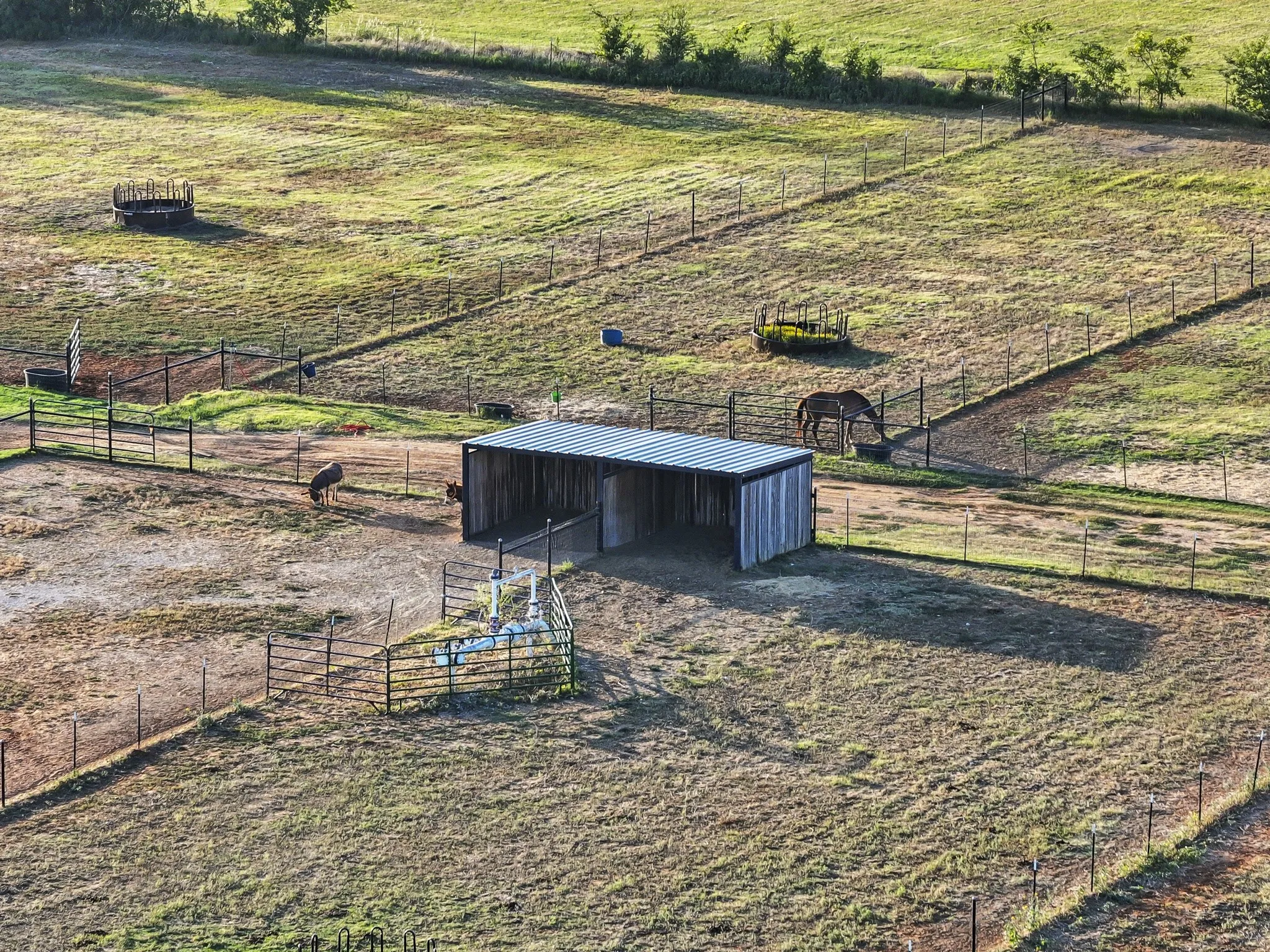 Single Family Residence For Sale in Johnson County , 711 County Road 701, Cleburne, Texas 76031, 3 Bedroom, 2 Bathroom, Garage spaces, 1,500 Sqft, built in 2024, mls#21329665, Real Estate Agent in Cleburne, Homes For Sale in Johnson county, Homes For Sale in Cleburne, Realtor in Cleburne Texas, Real Estate Brokerage Independent Realty Texas, Luminita Cordes Realtor
