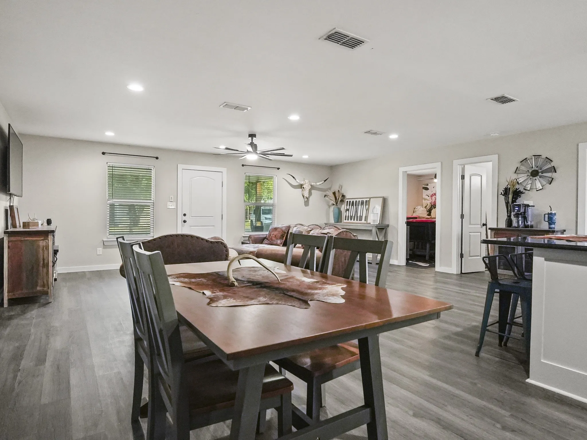Single Family Residence For Sale in Johnson County , 711 County Road 701, Cleburne, Texas 76031, 3 Bedroom, 2 Bathroom, Garage spaces, 1,500 Sqft, built in 2024, mls#21329665, Real Estate Agent in Cleburne, Homes For Sale in Johnson county, Homes For Sale in Cleburne, Realtor in Cleburne Texas, Real Estate Brokerage Independent Realty Texas, Luminita Cordes Realtor