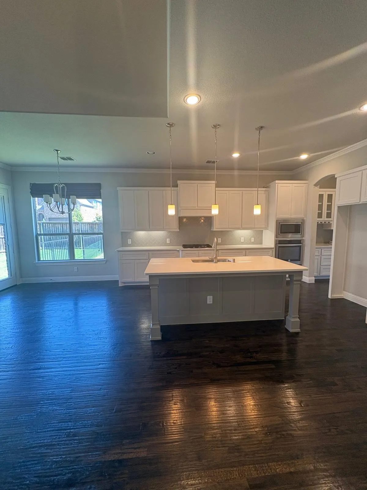 Single Family Residence For Sale in Collin County , 1109 Melcer Street, Plano, Texas 75074, 3 Bedroom, 4 Bathroom, 2 Garage spaces, 3,175 Sqft, built in 2017, mls#21330138, Real Estate Agent in Plano, Homes For Sale in Collin county, Homes For Sale in Plano, Realtor in Plano Texas, Real Estate Brokerage Independent Realty Texas, Luminita Cordes Realtor