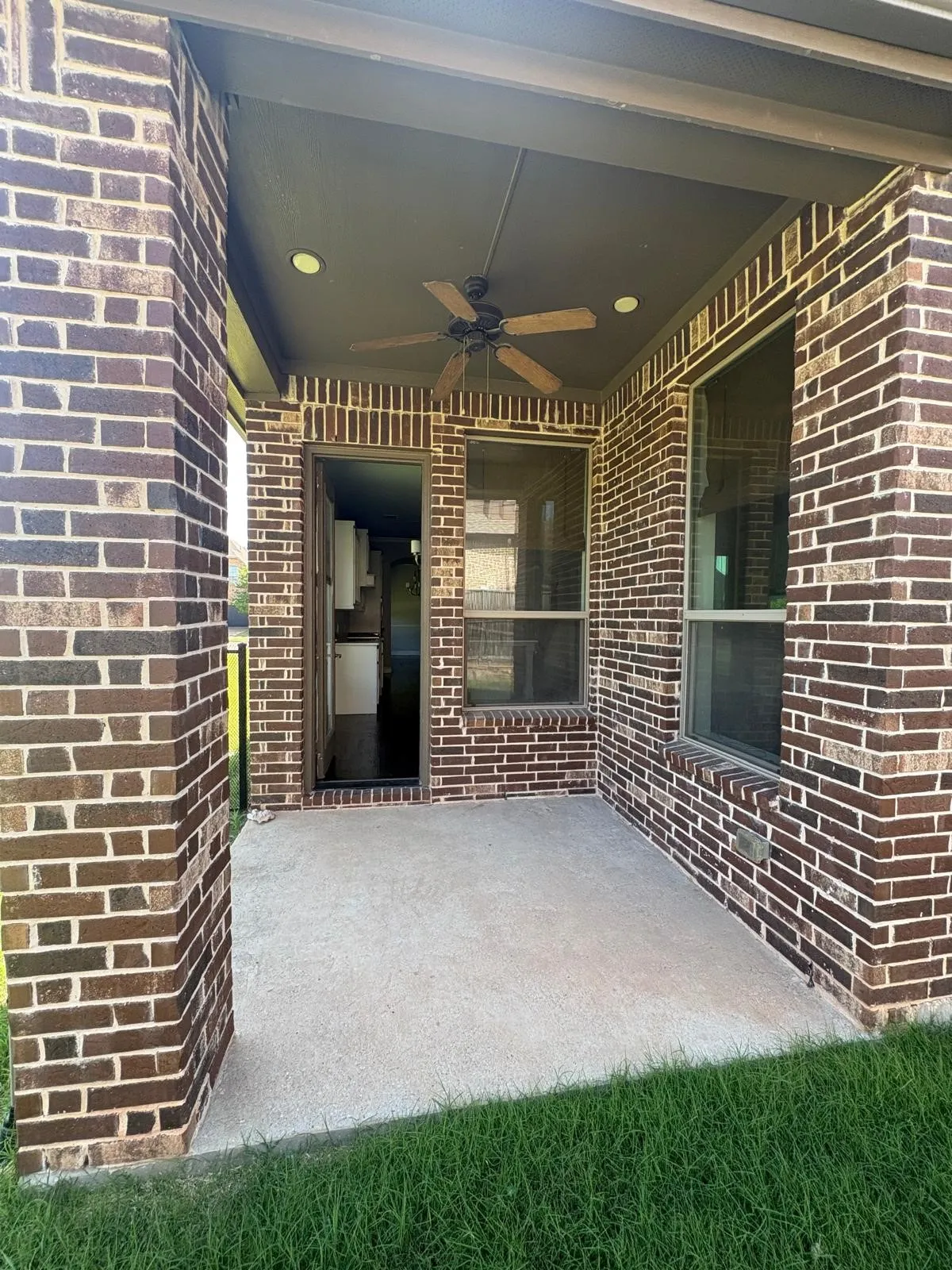 Single Family Residence For Sale in Collin County , 1109 Melcer Street, Plano, Texas 75074, 3 Bedroom, 4 Bathroom, 2 Garage spaces, 3,175 Sqft, built in 2017, mls#21330138, Real Estate Agent in Plano, Homes For Sale in Collin county, Homes For Sale in Plano, Realtor in Plano Texas, Real Estate Brokerage Independent Realty Texas, Luminita Cordes Realtor