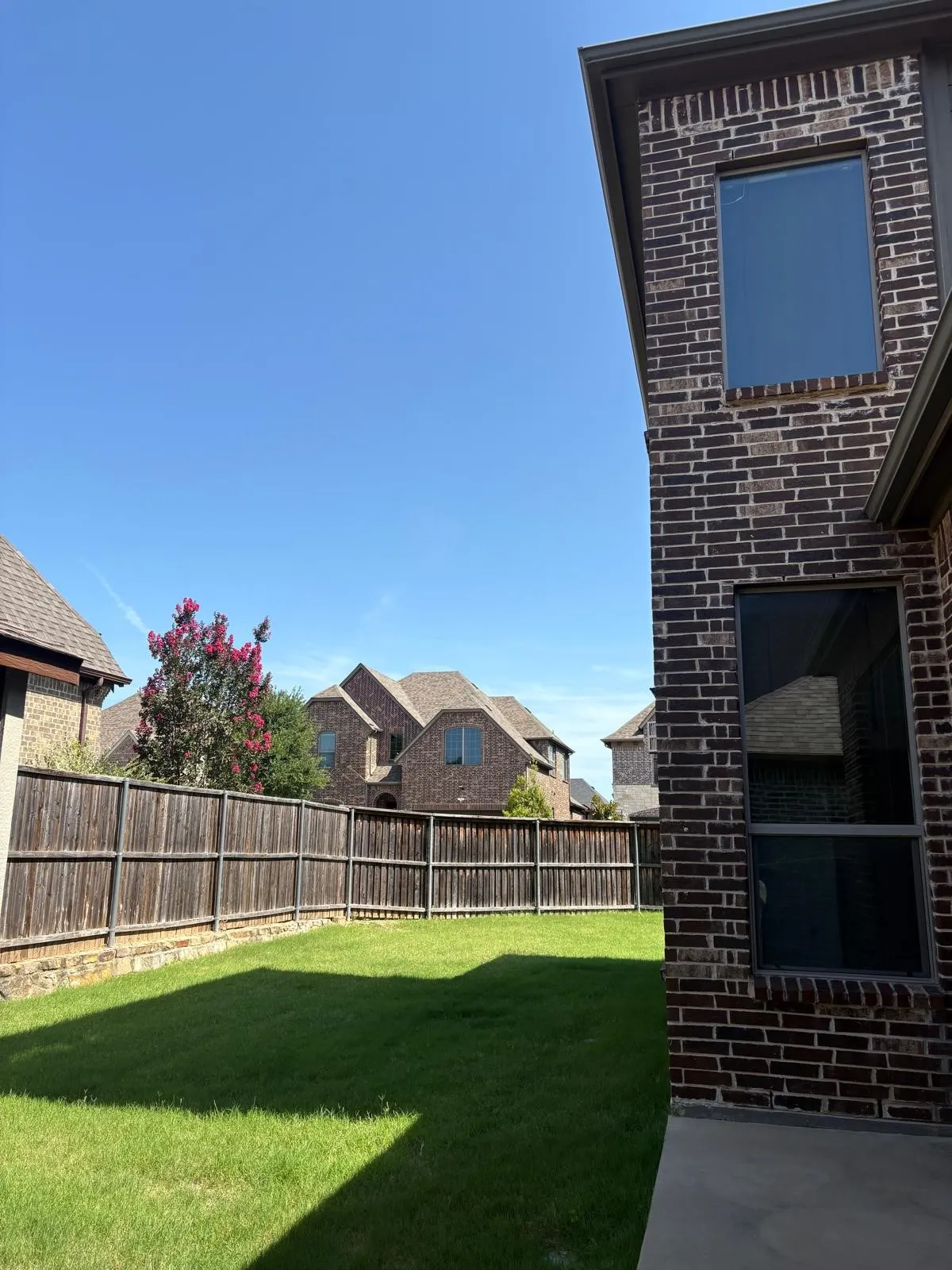 Single Family Residence For Sale in Collin County , 1109 Melcer Street, Plano, Texas 75074, 3 Bedroom, 4 Bathroom, 2 Garage spaces, 3,175 Sqft, built in 2017, mls#21330138, Real Estate Agent in Plano, Homes For Sale in Collin county, Homes For Sale in Plano, Realtor in Plano Texas, Real Estate Brokerage Independent Realty Texas, Luminita Cordes Realtor
