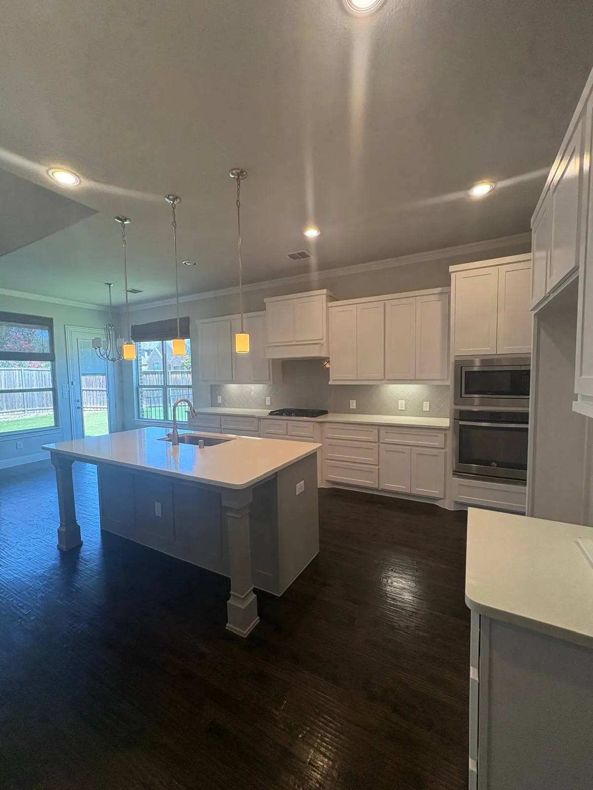 Single Family Residence For Sale in Collin County , 1109 Melcer Street, Plano, Texas 75074, 3 Bedroom, 4 Bathroom, 2 Garage spaces, 3,175 Sqft, built in 2017, mls#21330138, Real Estate Agent in Plano, Homes For Sale in Collin county, Homes For Sale in Plano, Realtor in Plano Texas, Real Estate Brokerage Independent Realty Texas, Luminita Cordes Realtor