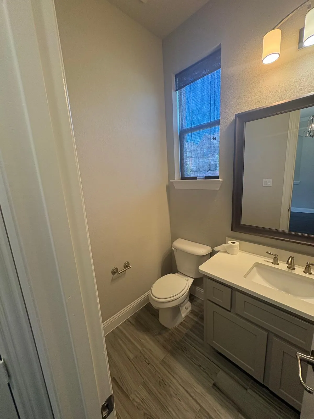 Single Family Residence For Sale in Collin County , 1109 Melcer Street, Plano, Texas 75074, 3 Bedroom, 4 Bathroom, 2 Garage spaces, 3,175 Sqft, built in 2017, mls#21330138, Real Estate Agent in Plano, Homes For Sale in Collin county, Homes For Sale in Plano, Realtor in Plano Texas, Real Estate Brokerage Independent Realty Texas, Luminita Cordes Realtor
