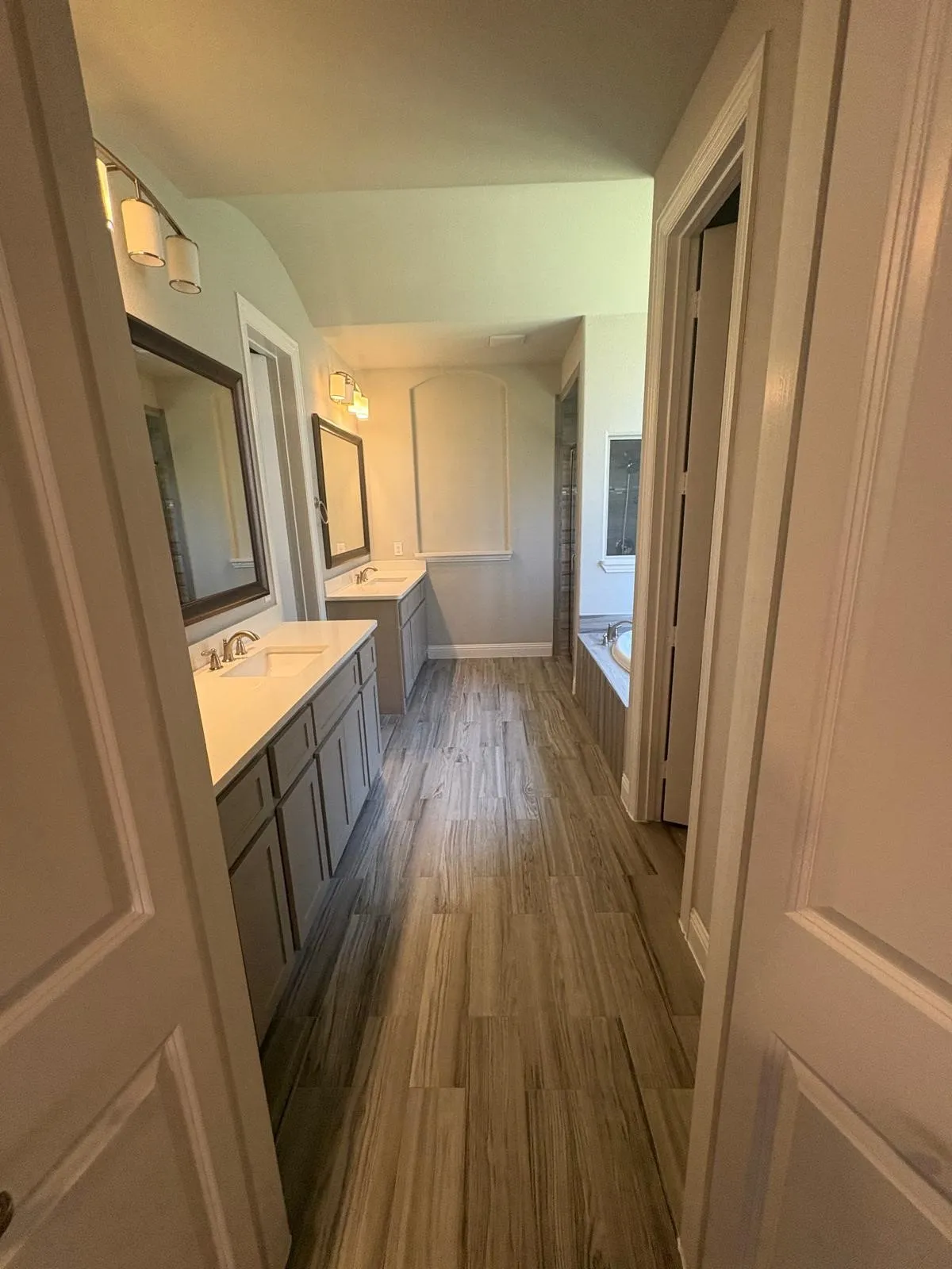 Single Family Residence For Sale in Collin County , 1109 Melcer Street, Plano, Texas 75074, 3 Bedroom, 4 Bathroom, 2 Garage spaces, 3,175 Sqft, built in 2017, mls#21330138, Real Estate Agent in Plano, Homes For Sale in Collin county, Homes For Sale in Plano, Realtor in Plano Texas, Real Estate Brokerage Independent Realty Texas, Luminita Cordes Realtor