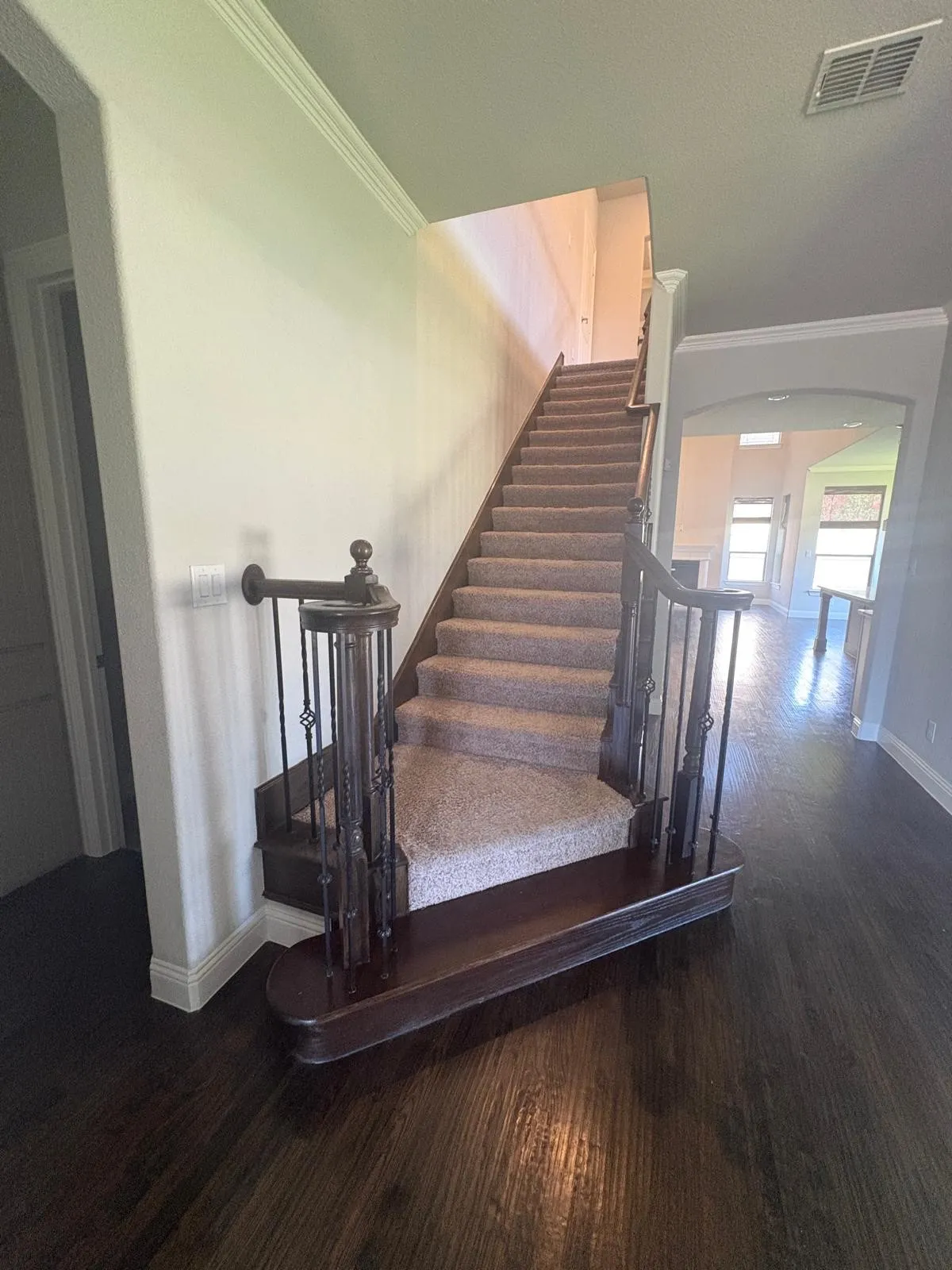 Single Family Residence For Sale in Collin County , 1109 Melcer Street, Plano, Texas 75074, 3 Bedroom, 4 Bathroom, 2 Garage spaces, 3,175 Sqft, built in 2017, mls#21330138, Real Estate Agent in Plano, Homes For Sale in Collin county, Homes For Sale in Plano, Realtor in Plano Texas, Real Estate Brokerage Independent Realty Texas, Luminita Cordes Realtor