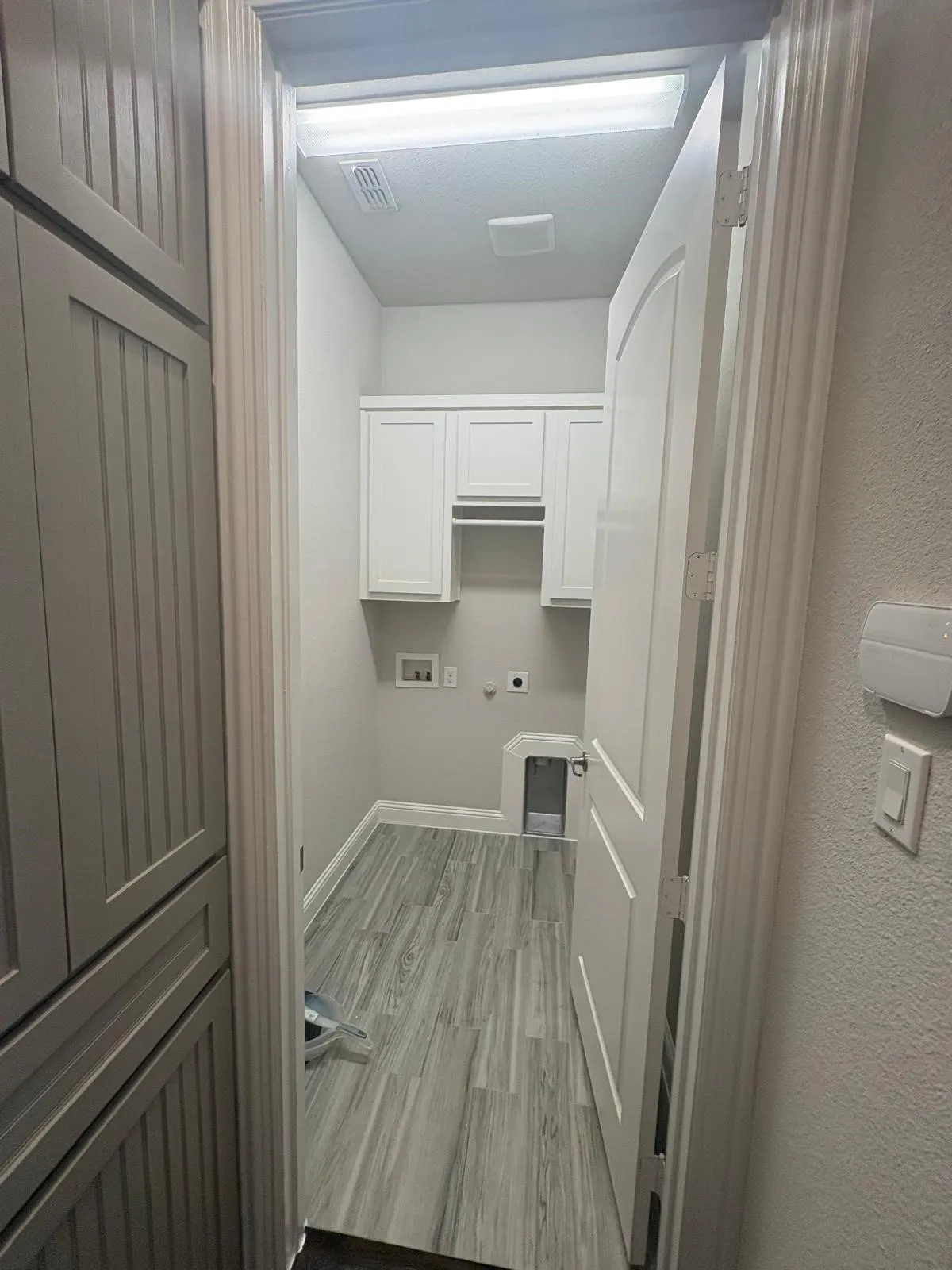 Single Family Residence For Sale in Collin County , 1109 Melcer Street, Plano, Texas 75074, 3 Bedroom, 4 Bathroom, 2 Garage spaces, 3,175 Sqft, built in 2017, mls#21330138, Real Estate Agent in Plano, Homes For Sale in Collin county, Homes For Sale in Plano, Realtor in Plano Texas, Real Estate Brokerage Independent Realty Texas, Luminita Cordes Realtor