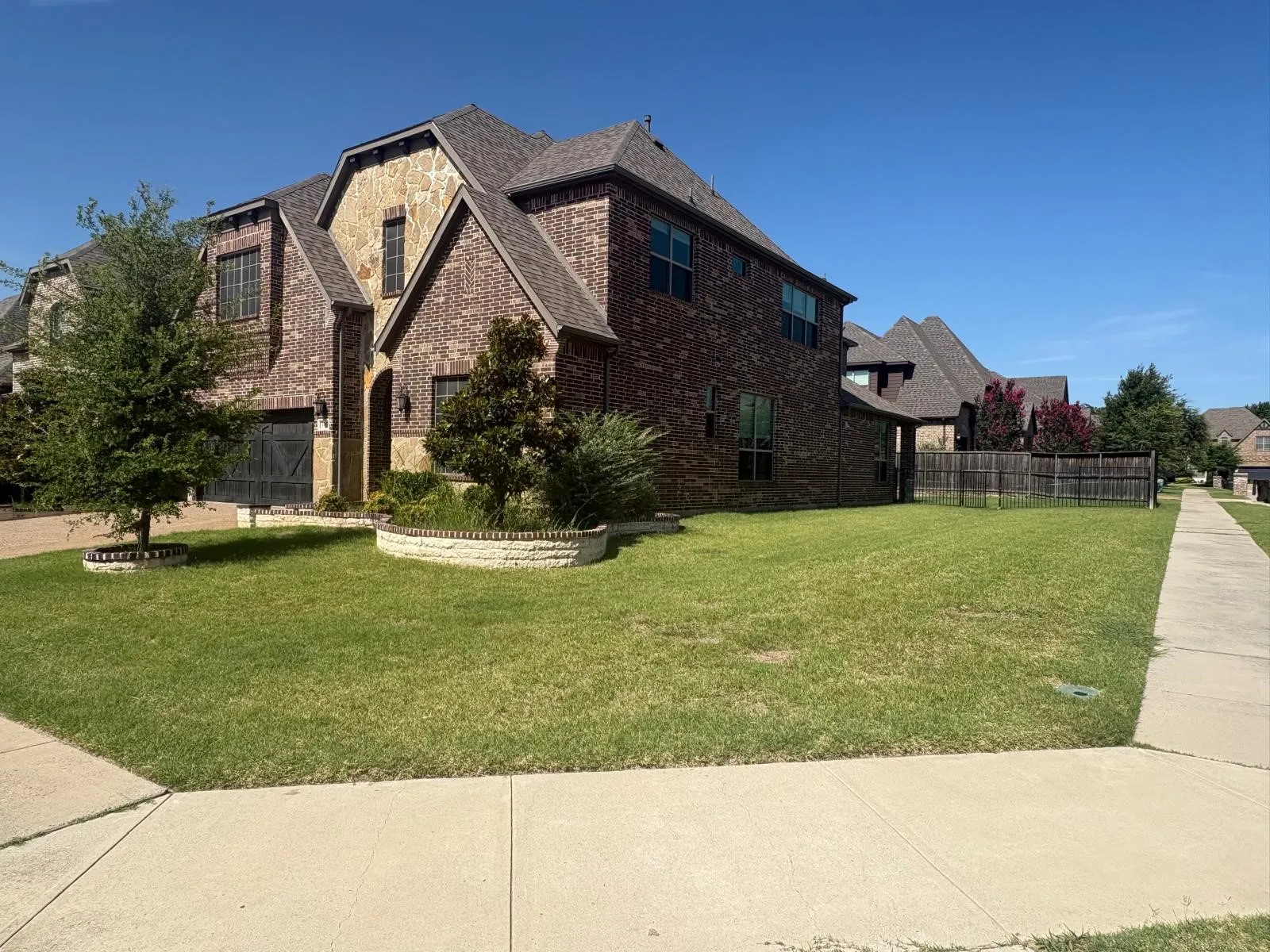 Single Family Residence For Sale in Collin County , 1109 Melcer Street, Plano, Texas 75074, 3 Bedroom, 4 Bathroom, 2 Garage spaces, 3,175 Sqft, built in 2017, mls#21330138, Real Estate Agent in Plano, Homes For Sale in Collin county, Homes For Sale in Plano, Realtor in Plano Texas, Real Estate Brokerage Independent Realty Texas, Luminita Cordes Realtor