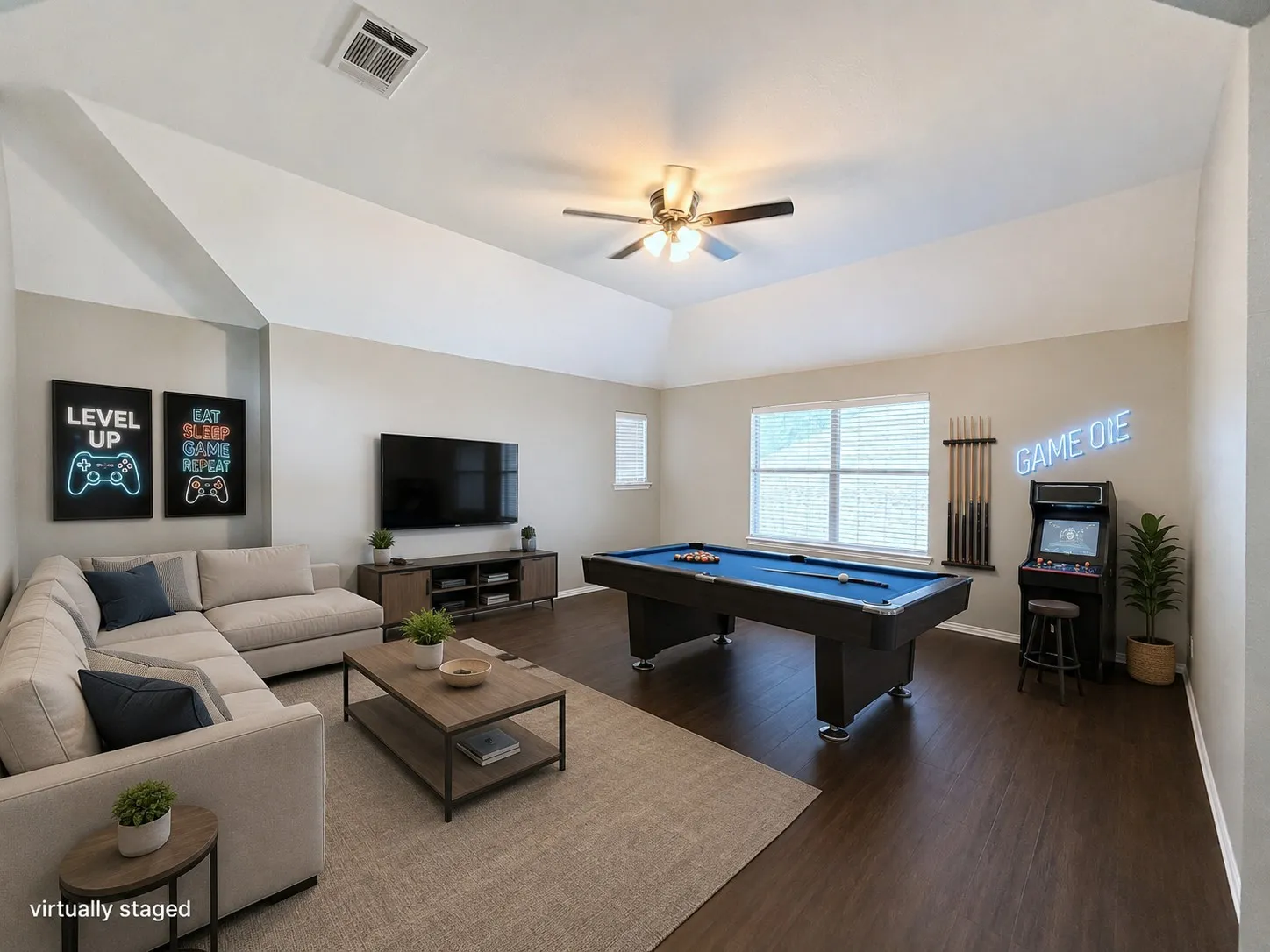 Single Family Residence For Rent in Denton County , 2800 Appaloosa Court, Little Elm, Texas 75068, 5 Bedroom, 4 Bathroom, 2 Garage spaces, 3,451 Sqft, built in 2007, mls#21330149, Real Estate Agent in Little Elm, Homes For Rent in Denton county, Homes For Rent in Little Elm, Realtor in Little Elm Texas, Real Estate Brokerage Independent Realty Texas, Luminita Cordes Realtor