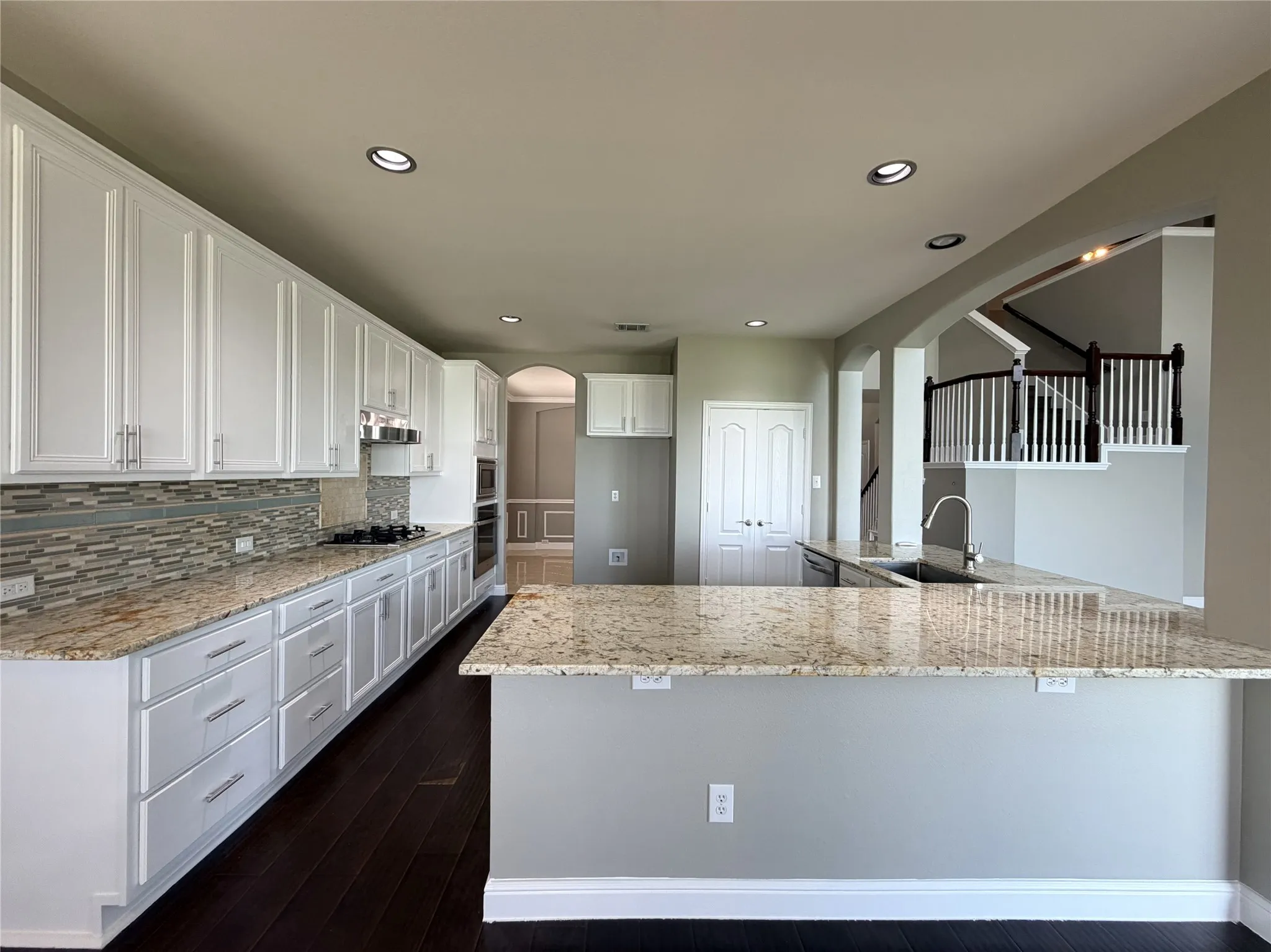 Single Family Residence For Rent in Denton County , 2800 Appaloosa Court, Little Elm, Texas 75068, 5 Bedroom, 4 Bathroom, 2 Garage spaces, 3,451 Sqft, built in 2007, mls#21330149, Real Estate Agent in Little Elm, Homes For Rent in Denton county, Homes For Rent in Little Elm, Realtor in Little Elm Texas, Real Estate Brokerage Independent Realty Texas, Luminita Cordes Realtor