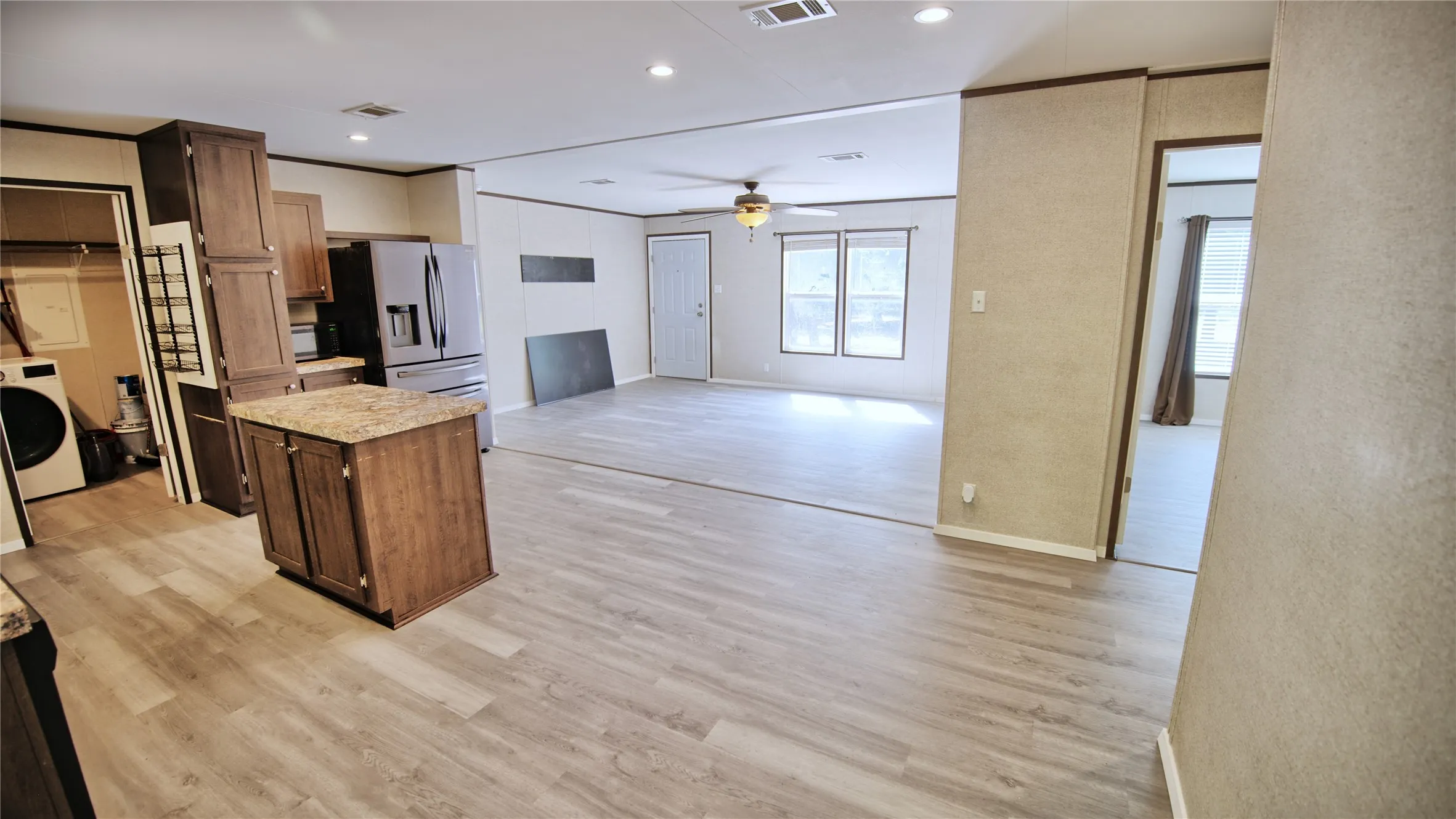 Mobile Home For Sale in Montague County , 523 Billy Road, Bowie, Texas 76230, 3 Bedroom, 2 Bathroom, Garage spaces, 1,280 Sqft, built in 2019, mls#21329775, Real Estate Agent in Bowie, Homes For Sale in Montague county, Homes For Sale in Bowie, Realtor in Bowie Texas, Real Estate Brokerage Independent Realty Texas, Luminita Cordes Realtor